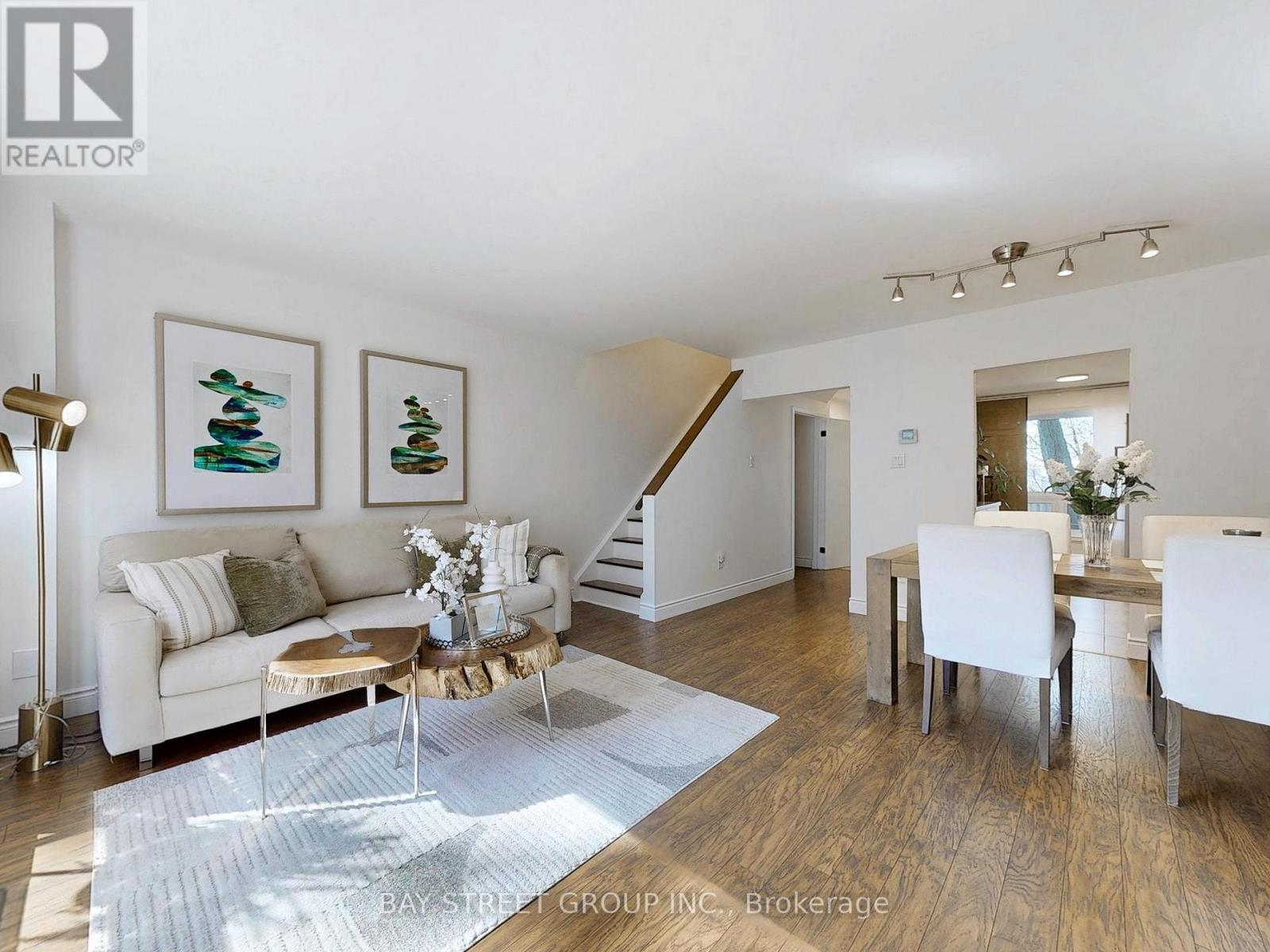 4 - 89 Rameau Drive, Toronto (Hillcrest Village), Ontario  M2H 1T6 - Photo 6 - C12114513