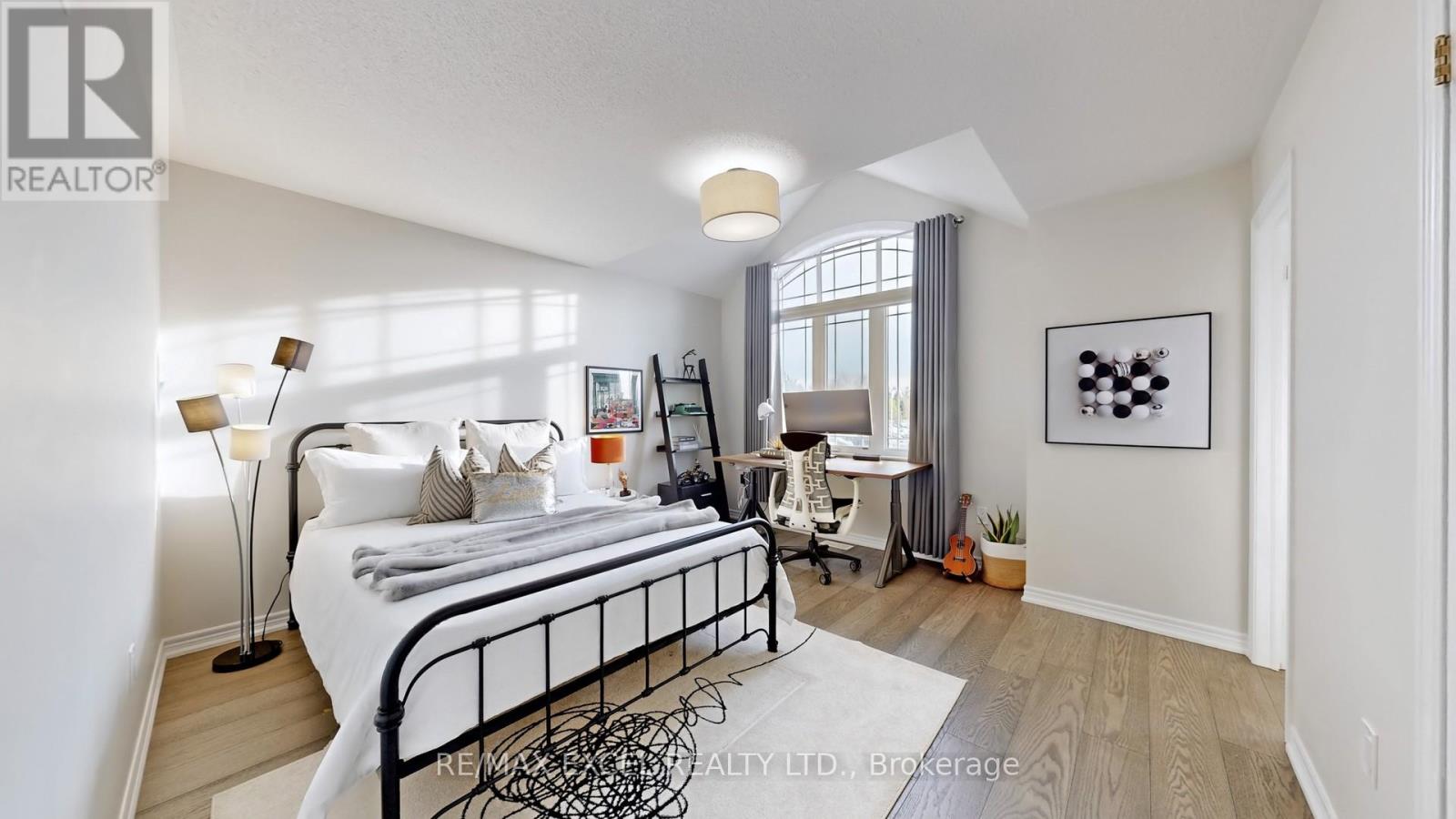 11 Unity Gardens Drive, Markham (Village Green-South Unionville), Ontario  L3R 5R6 - Photo 35 - N12114525