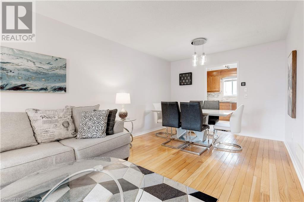 3806 Windhaven Drive, Mississauga, Ontario  L5N 7V6 - Photo 4 - 40715589