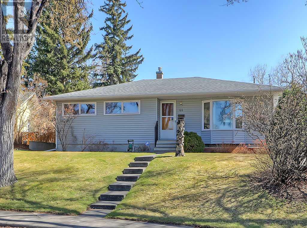 44 Rosevale Drive Nw, Calgary, Alberta  T2K 1N5 - Photo 1 - A2215908