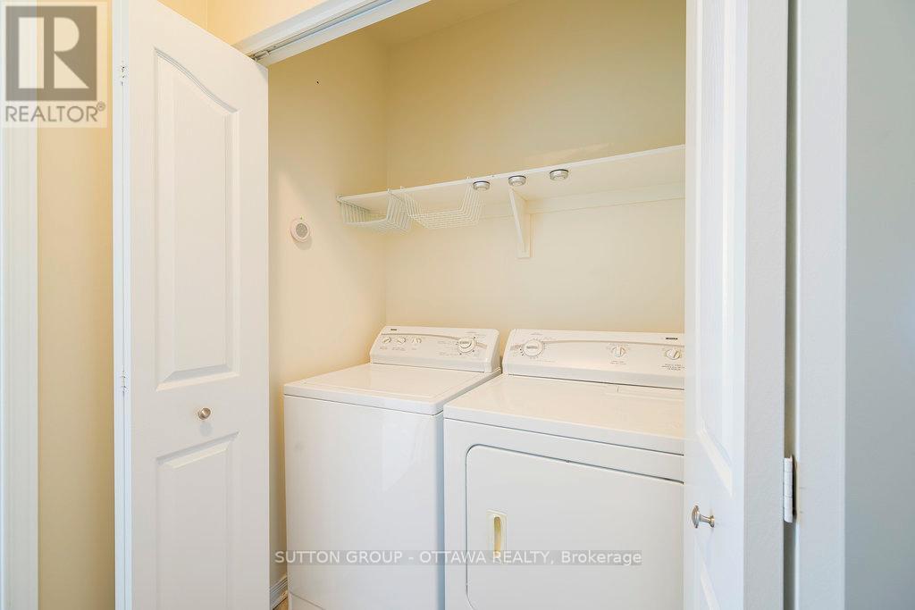 166 Hartsmere Drive, Ottawa, Ontario  K2S 2H4 - Photo 10 - X12114719