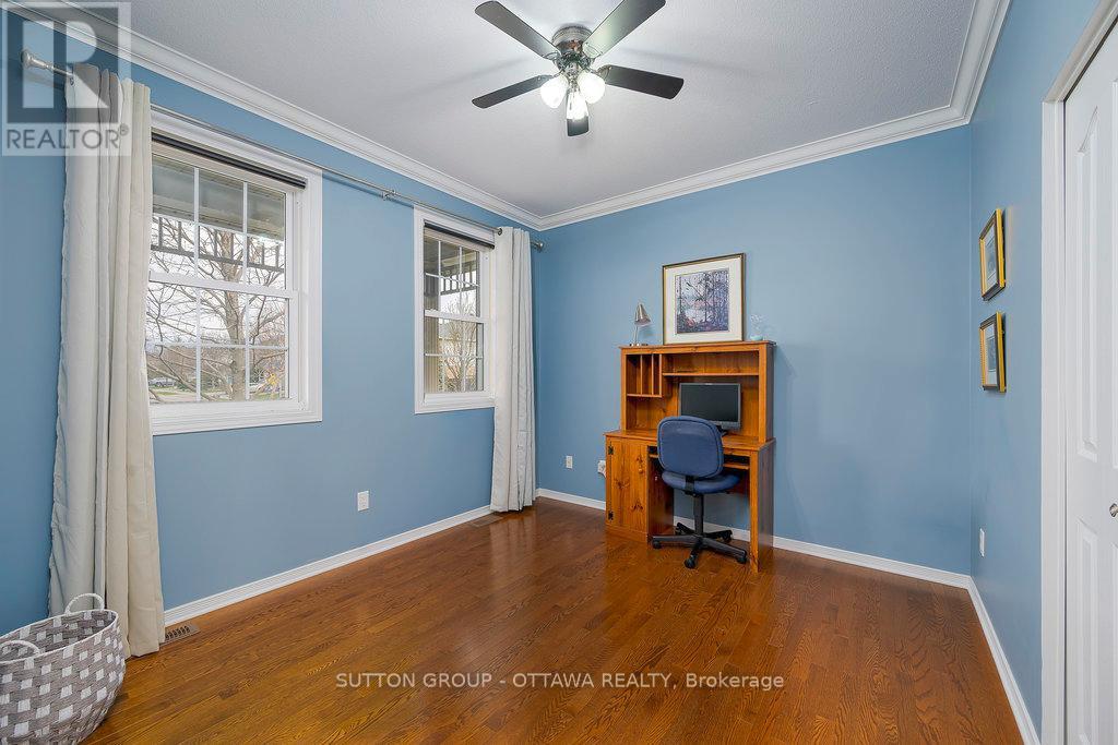 166 Hartsmere Drive, Ottawa, Ontario  K2S 2H4 - Photo 6 - X12114719