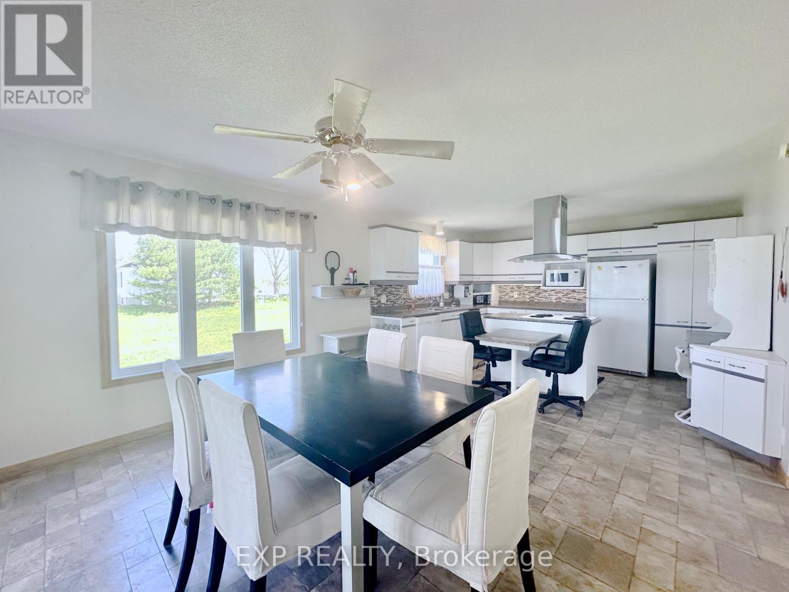 2531 Concession 1 Road, Alfred And Plantagenet, Ontario  K0B 1J0 - Photo 19 - X12114721