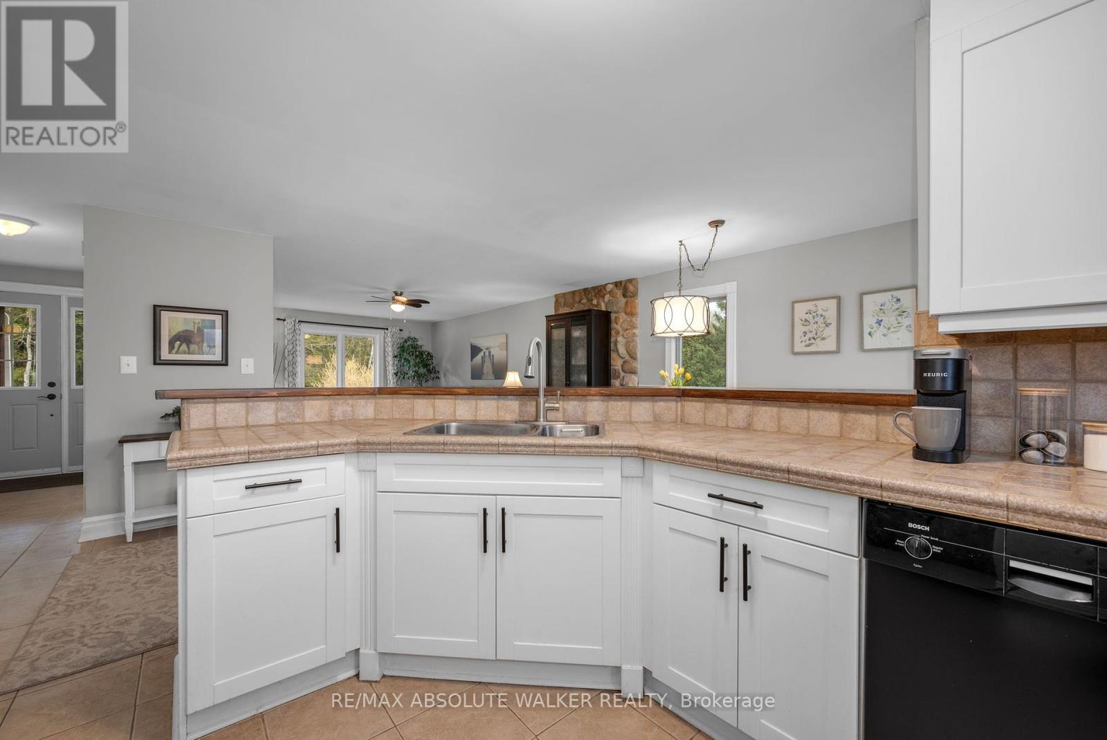 3062 Joys Road, Ottawa, Ontario  K0A 2Z0 - Photo 12 - X12114744