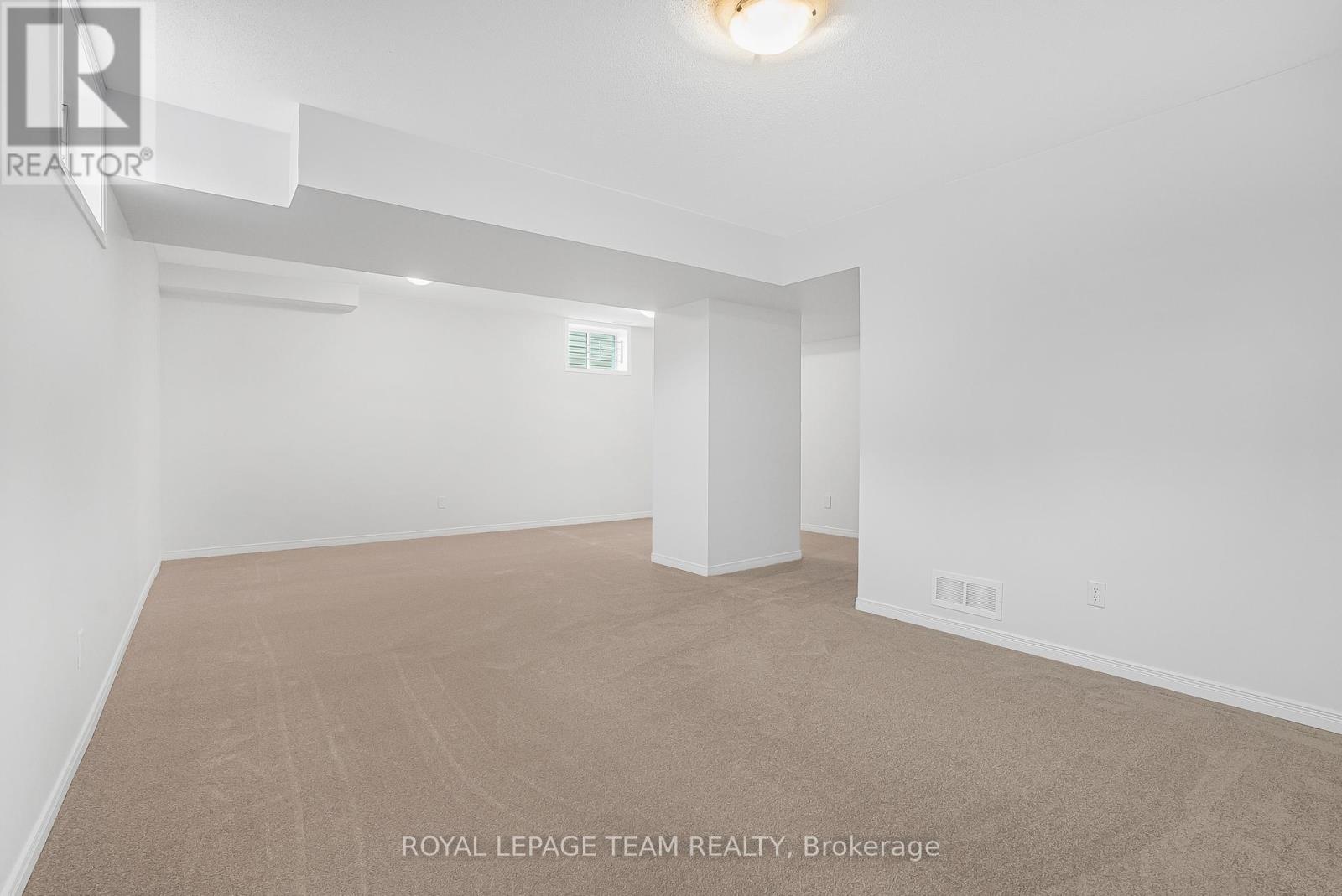 Property at 235 HUNTSVILLE DRIVE image 3