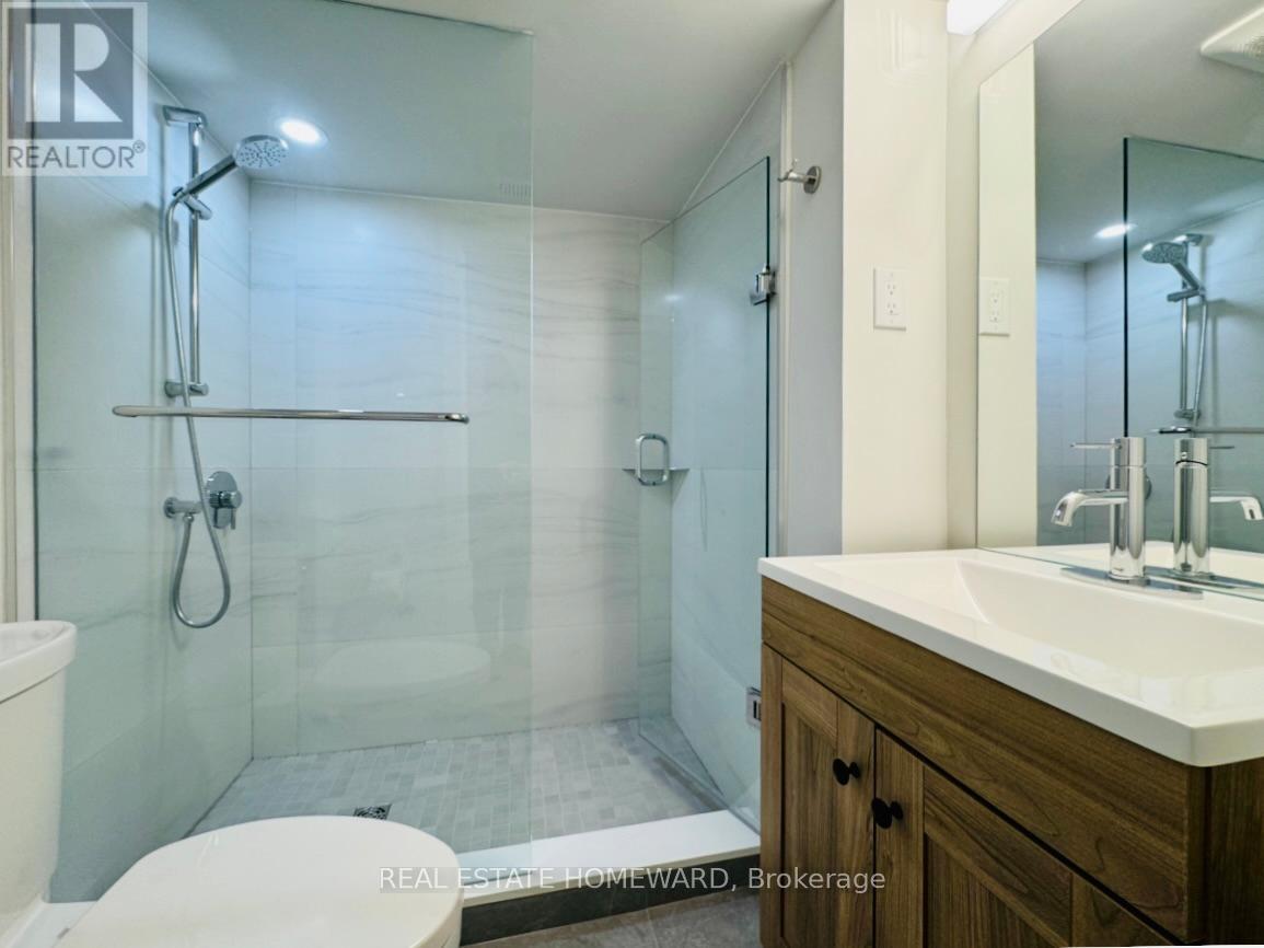 Bsmt - 71 Knox Avenue, Toronto, Ontario  M4L 2N8 - Photo 5 - E12114762