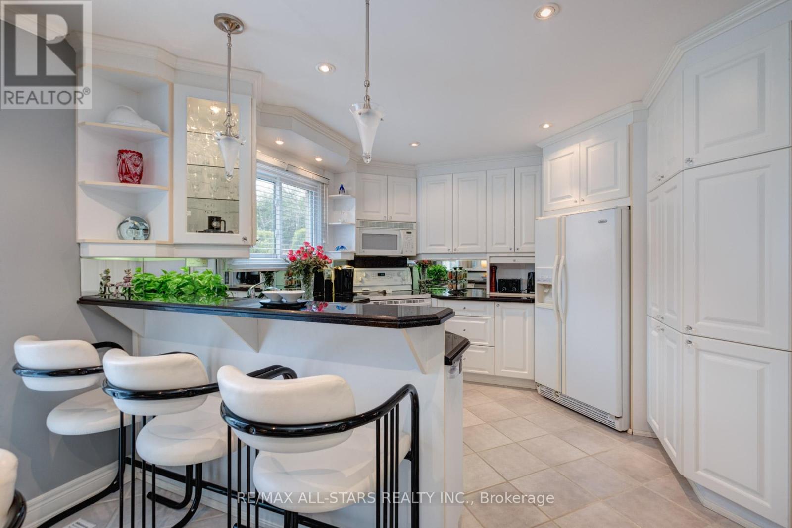 40 Eastwood Crescent, Markham, Ontario  L3P 5Z7 - Photo 12 - N12114709