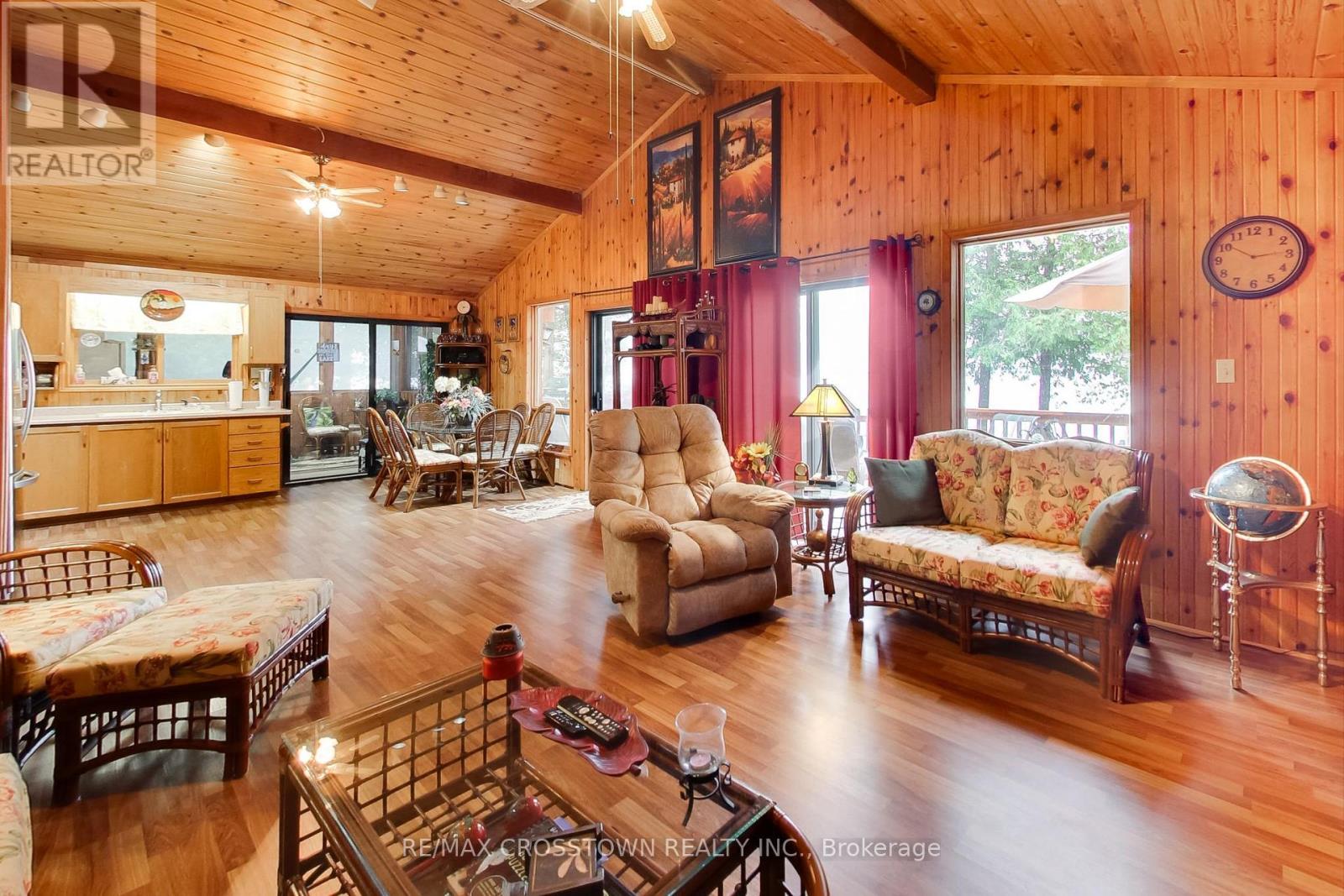 344 Loon Road, Georgina Islands (Georgina Island), Ontario  L0E 1R0 - Photo 10 - N12114759