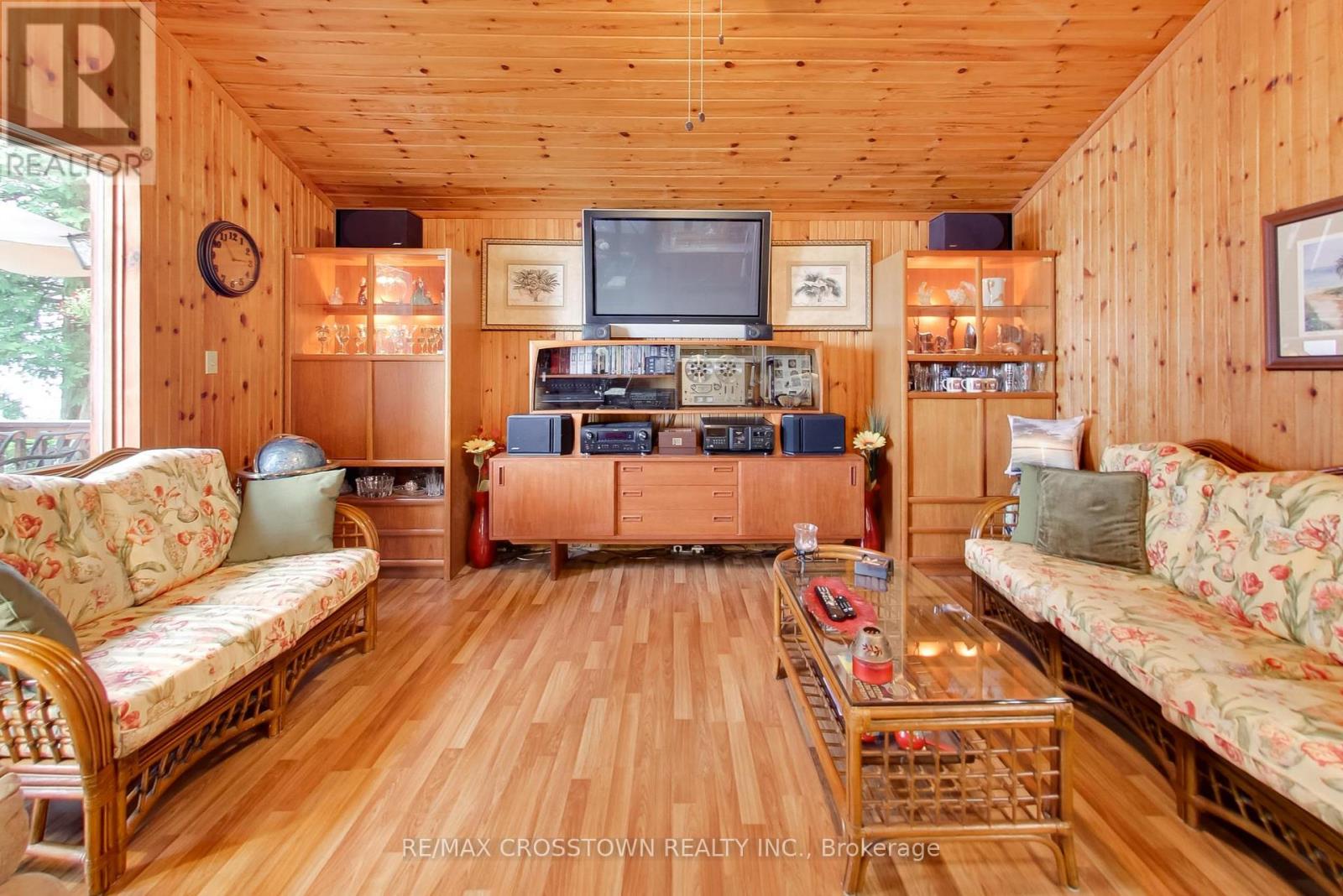344 Loon Road, Georgina Islands (Georgina Island), Ontario  L0E 1R0 - Photo 12 - N12114759