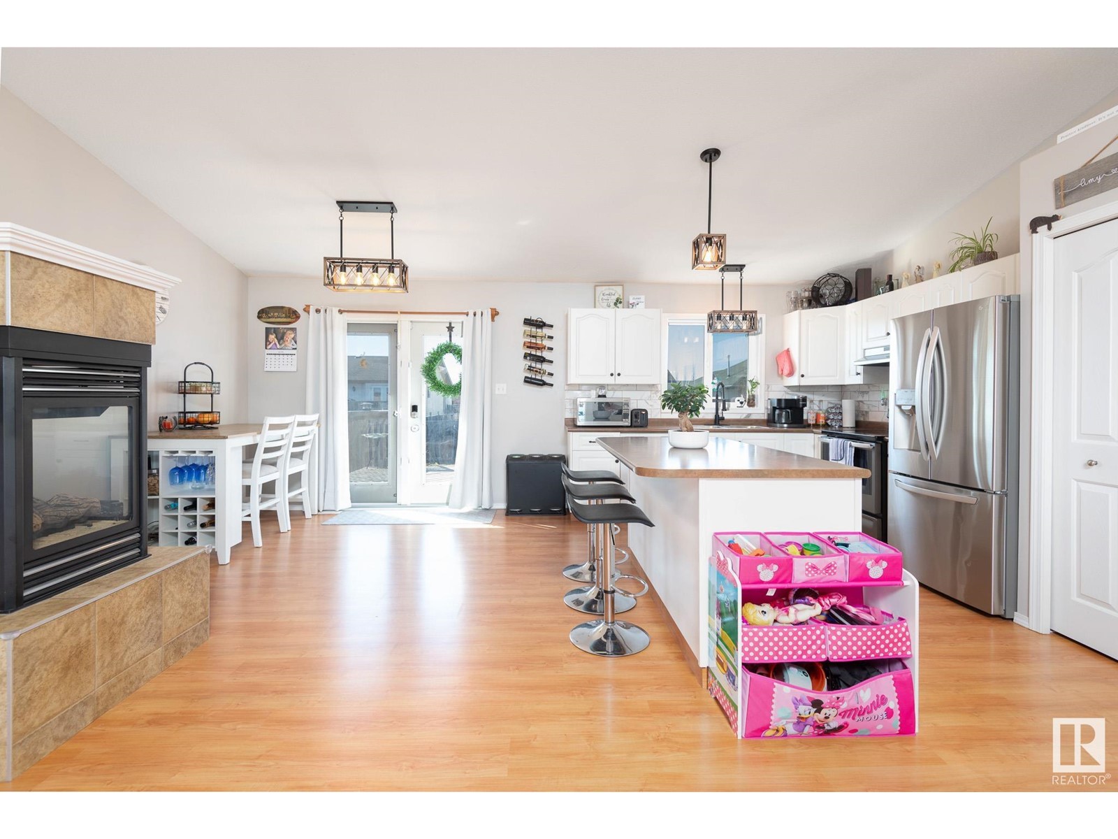 Property at 2610 6A AV image 4