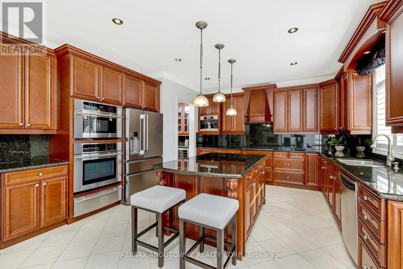 3168 Saddleworth Crescent, Oakville, Ontario  L6M 0A8 - Photo 13 - W12114688