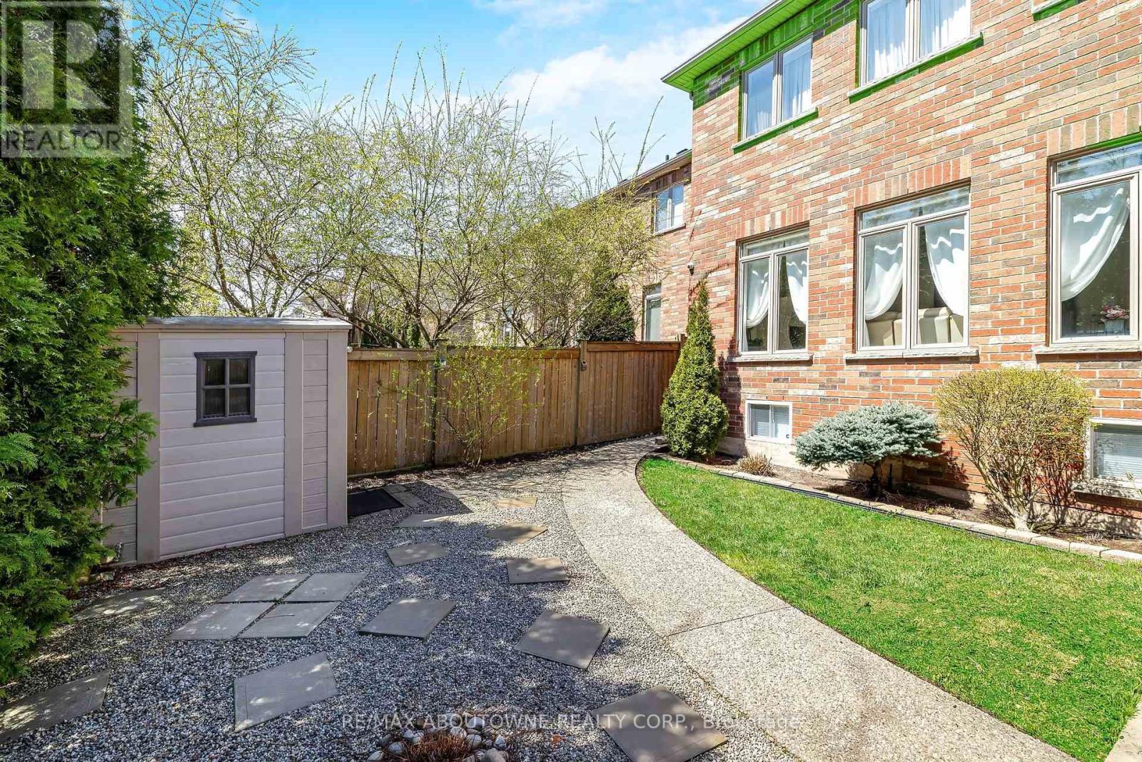 3168 Saddleworth Crescent, Oakville, Ontario  L6M 0A8 - Photo 47 - W12114688