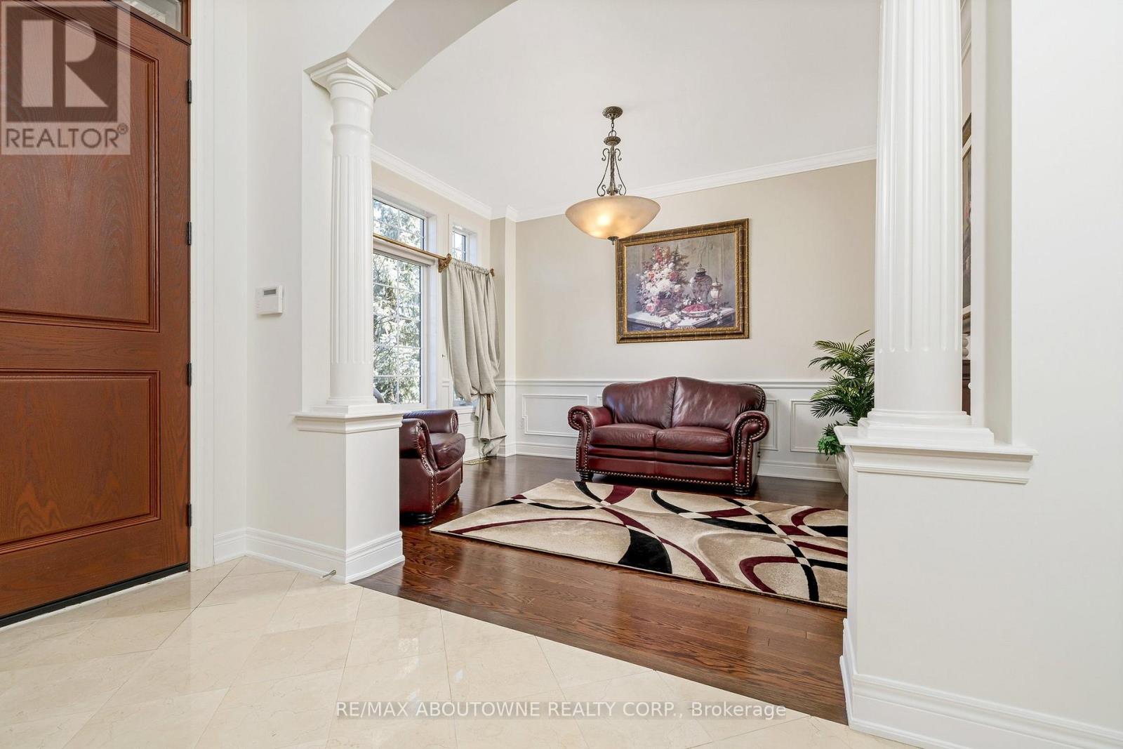 3168 Saddleworth Crescent, Oakville, Ontario  L6M 0A8 - Photo 6 - W12114688