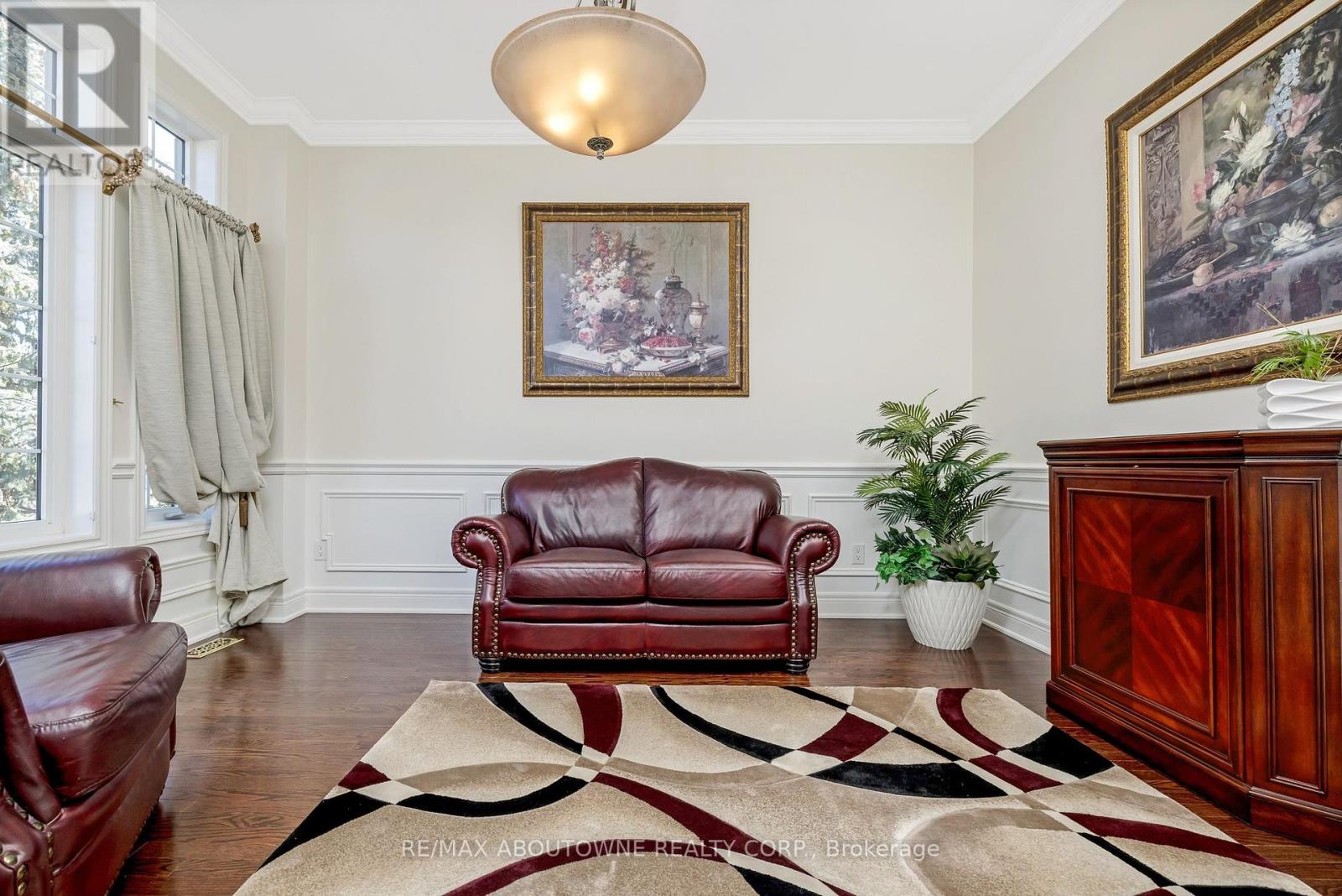 3168 Saddleworth Crescent, Oakville, Ontario  L6M 0A8 - Photo 7 - W12114688