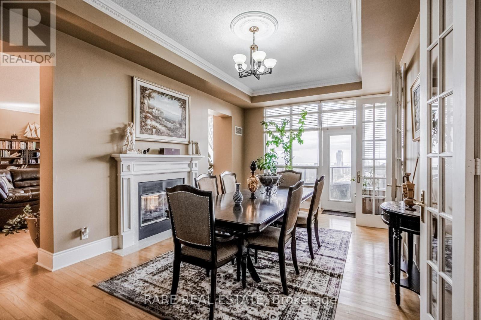 Tph6 - 25 Kingsbridge Garden Circle, Mississauga, Ontario  L5R 4B1 - Photo 2 - W12114702