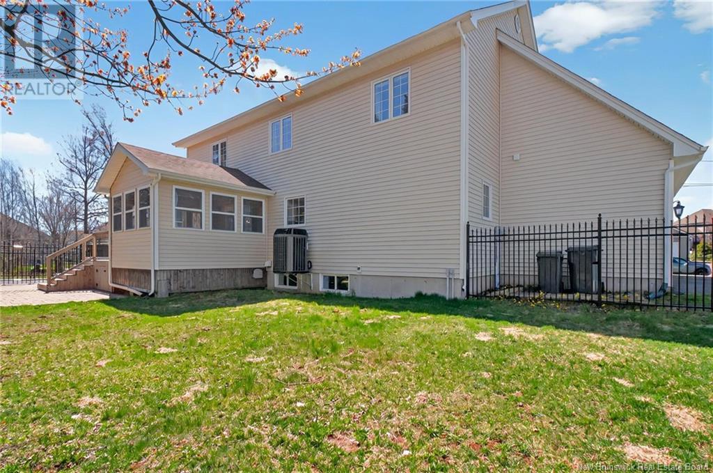 Property at 64 Arsène Street image 3