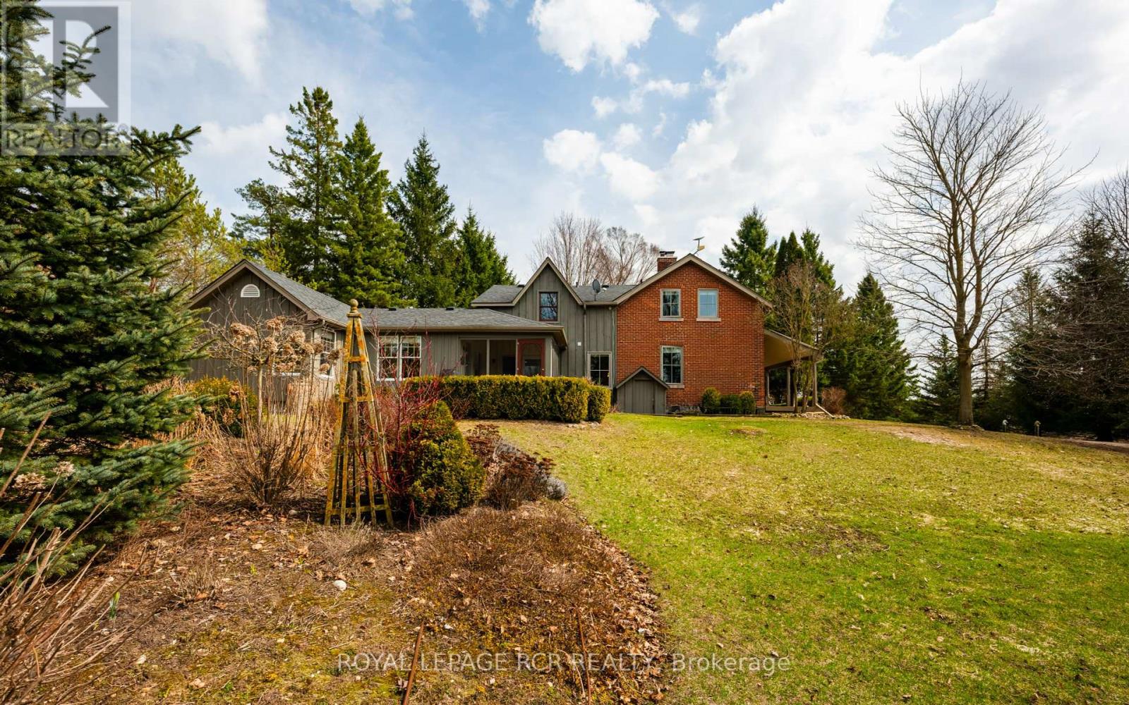 5955 Third Line, Erin, Ontario  N0B 1Z0 - Photo 2 - X12114713