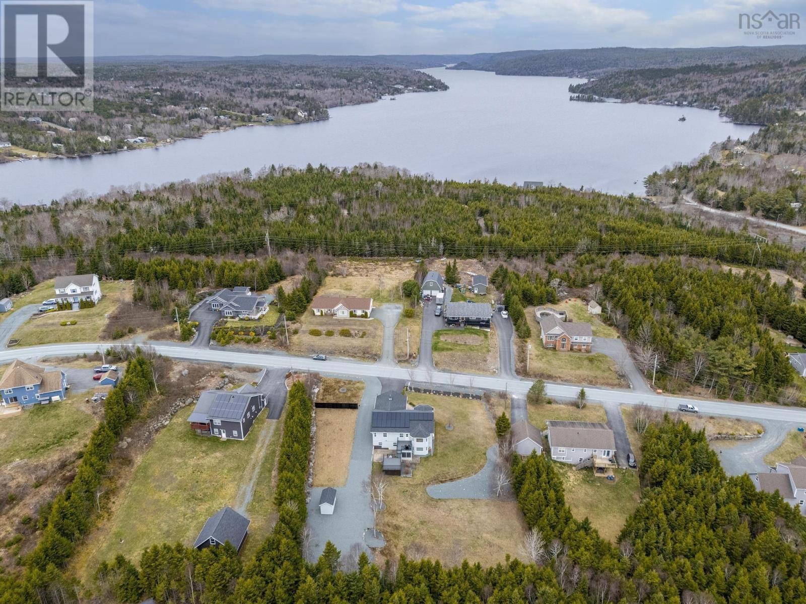 Property at 87 Candlewood Drive image 3