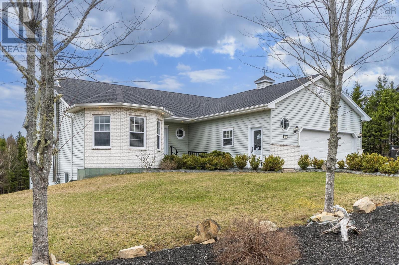 Property at 87 Candlewood Drive image 1