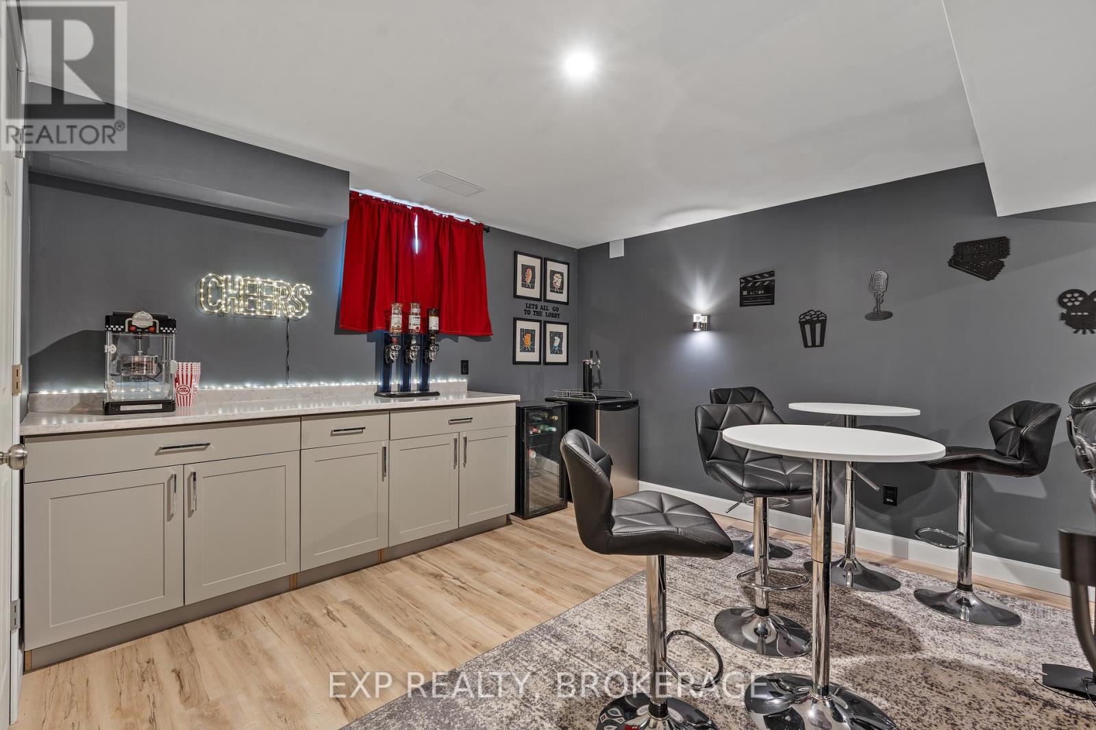 67 Brennan Crescent, Loyalist, Ontario  K0H 2H0 - Photo 37 - X12114809