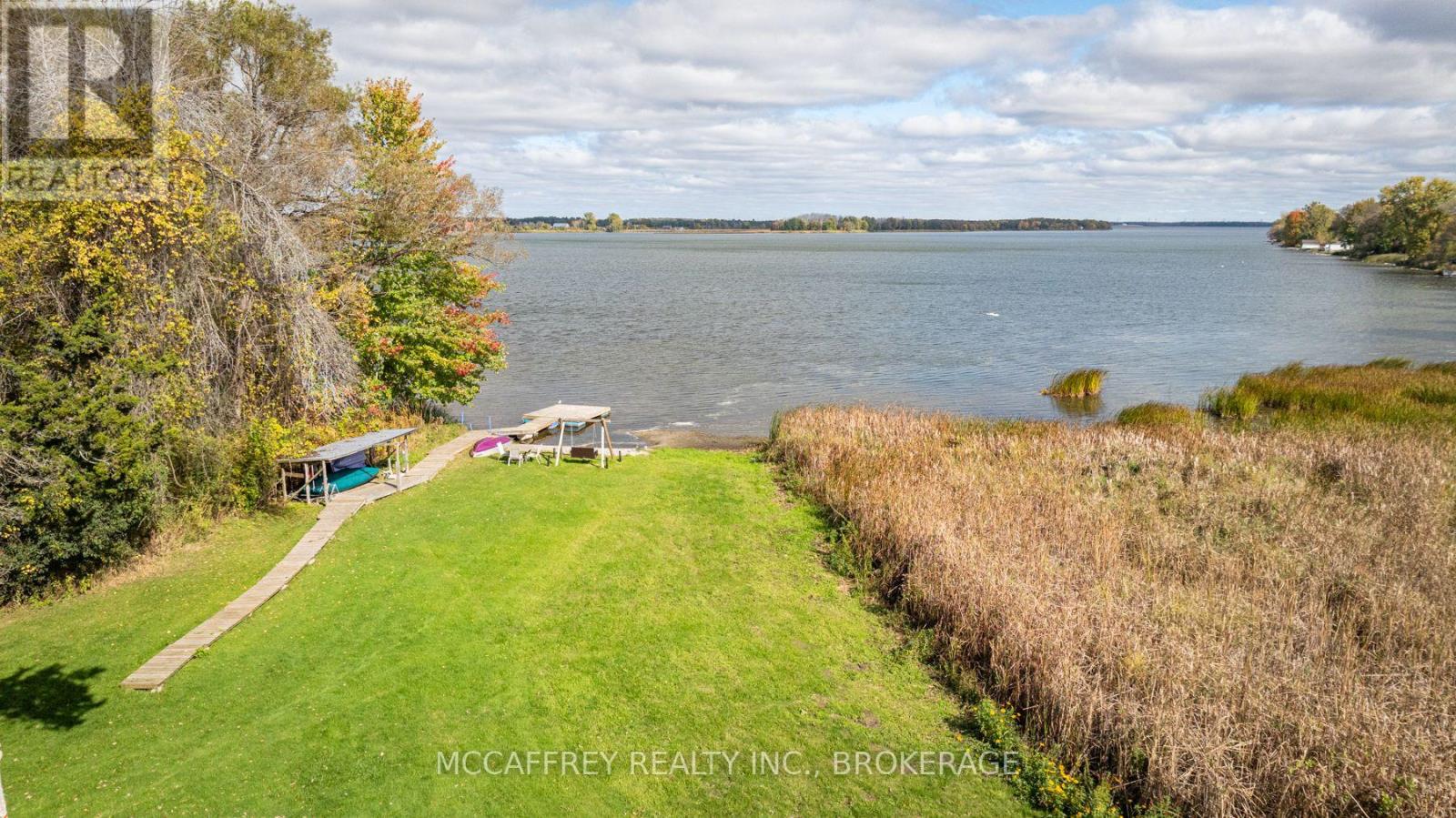 1085 South Shore Road, Greater Napanee, Ontario  K7R 3K7 - Photo 3 - X12114881