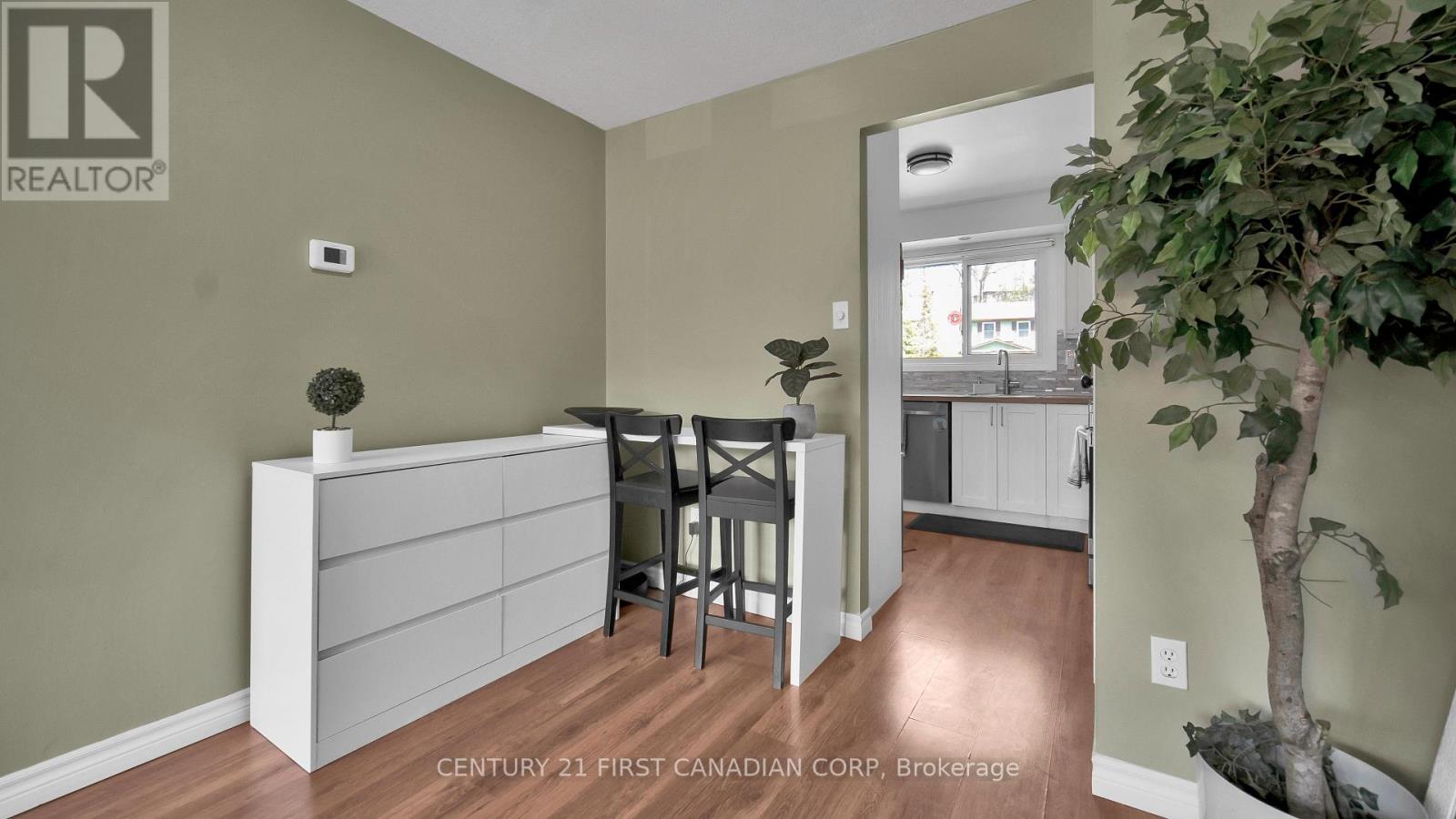 105 - 257 Pioneer Drive, Kitchener, Ontario  N2P 1M9 - Photo 12 - X12114892