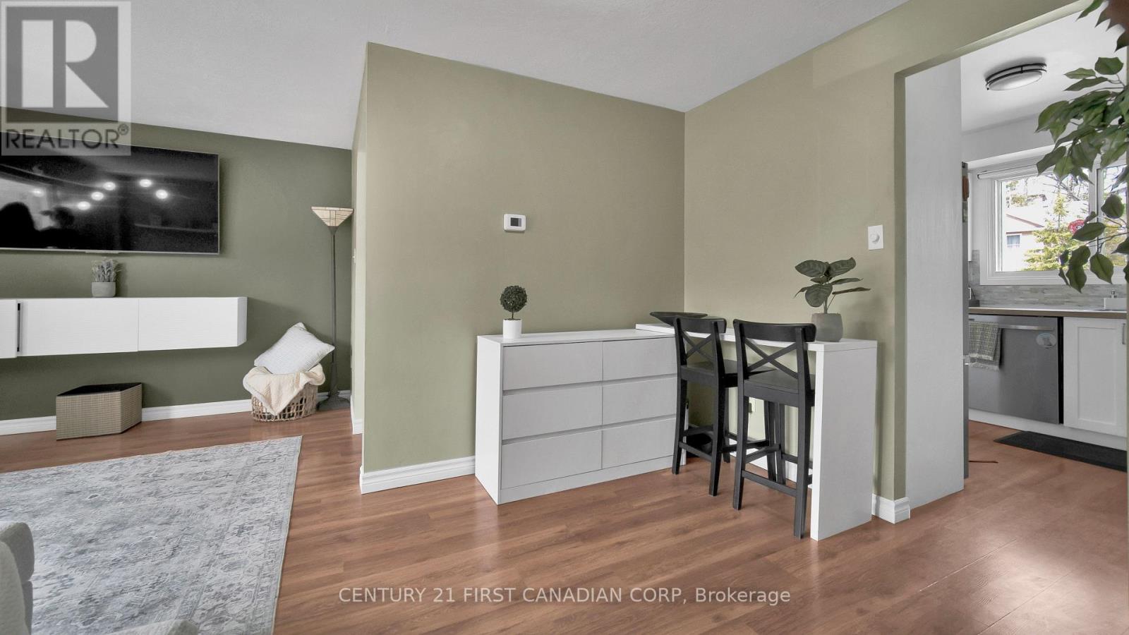 105 - 257 Pioneer Drive, Kitchener, Ontario  N2P 1M9 - Photo 14 - X12114892