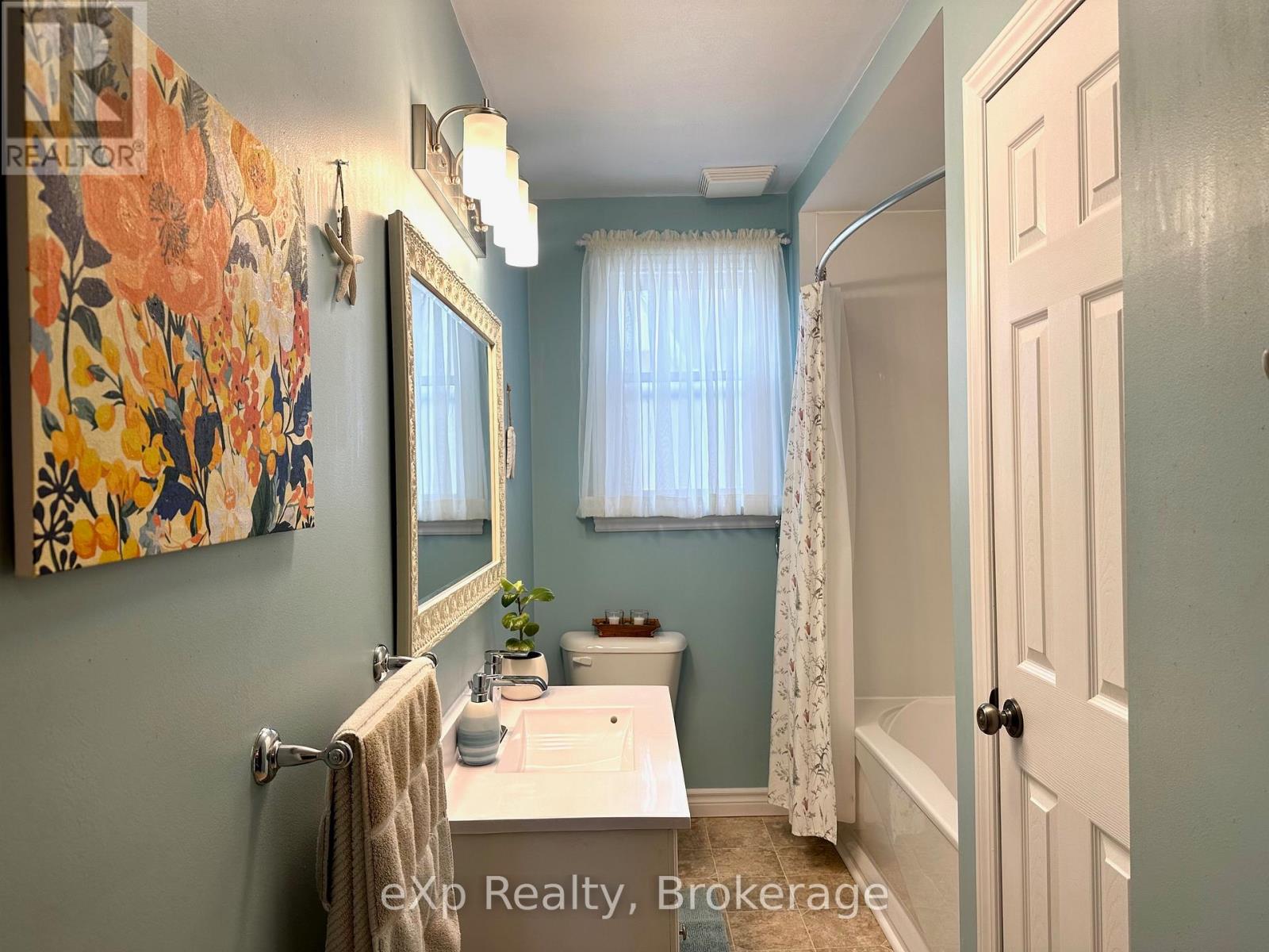 1216 Bruce Road 12, South Bruce, Ontario  N0G 1W0 - Photo 15 - X12068616