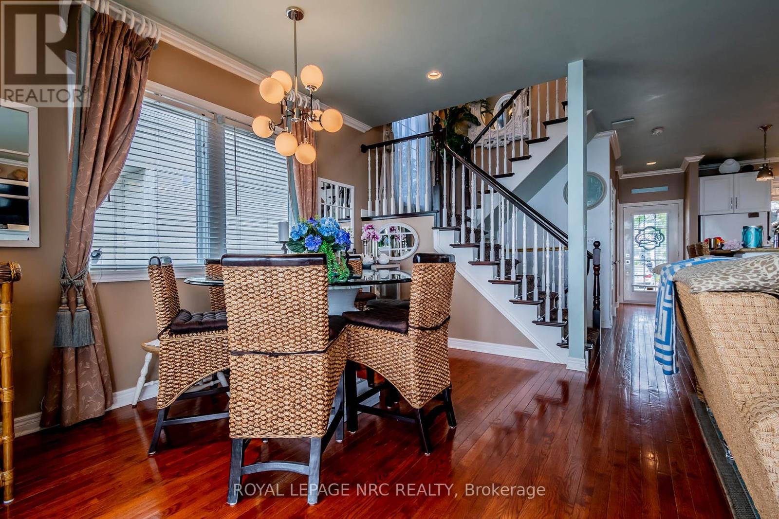 23 Promenade Way, Fort Erie, Ontario  L0S 1B0 - Photo 11 - X12114799