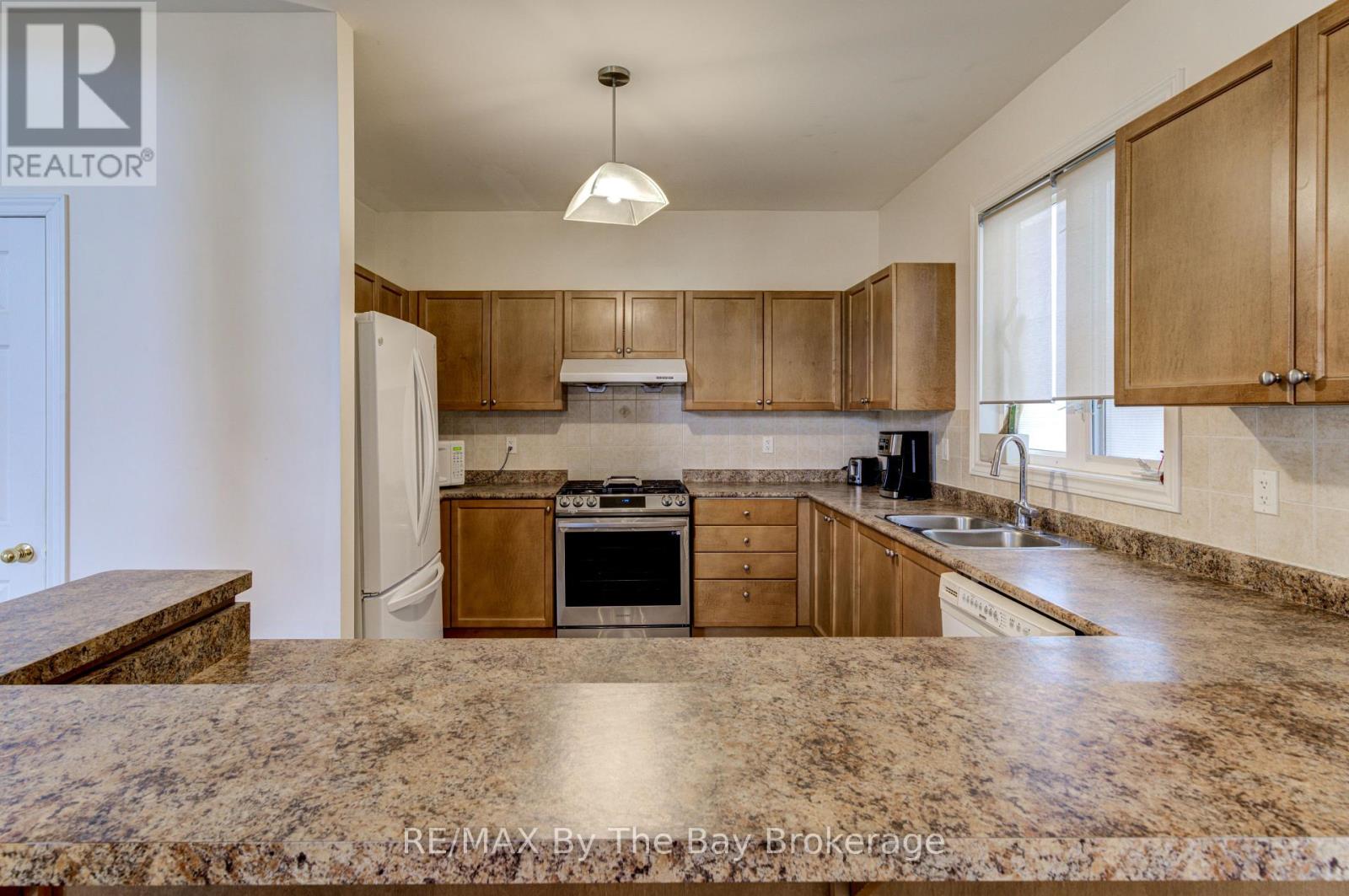 14 Surfside Crescent S, Collingwood, Ontario  L9Y 4Z8 - Photo 16 - S12114852