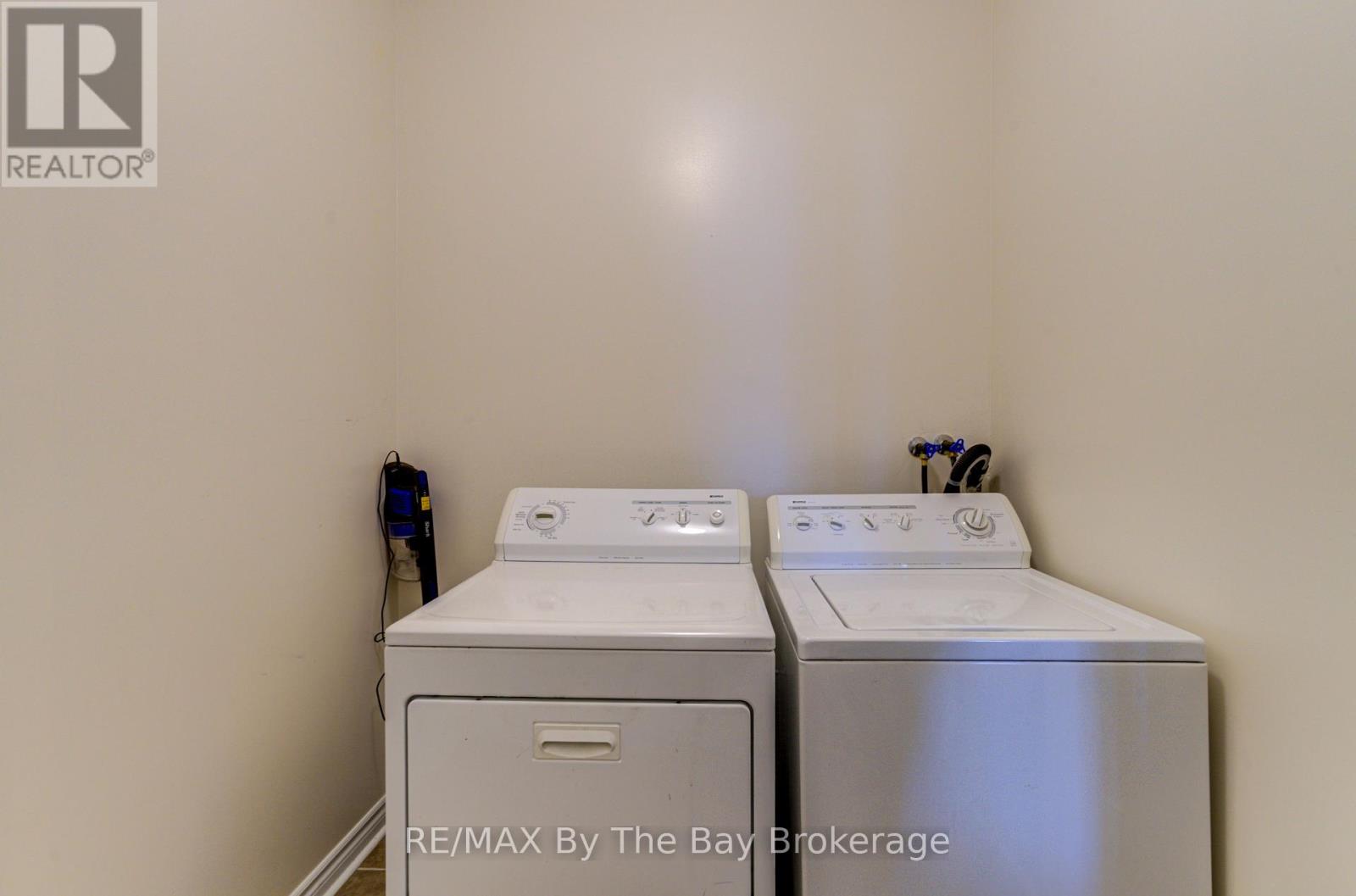 14 Surfside Crescent S, Collingwood, Ontario  L9Y 4Z8 - Photo 28 - S12114852