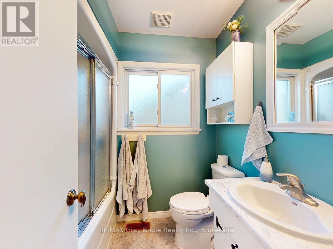 455 7th Avenue E, Owen Sound, Ontario  N4K 2X2 - Photo 19 - X12114784