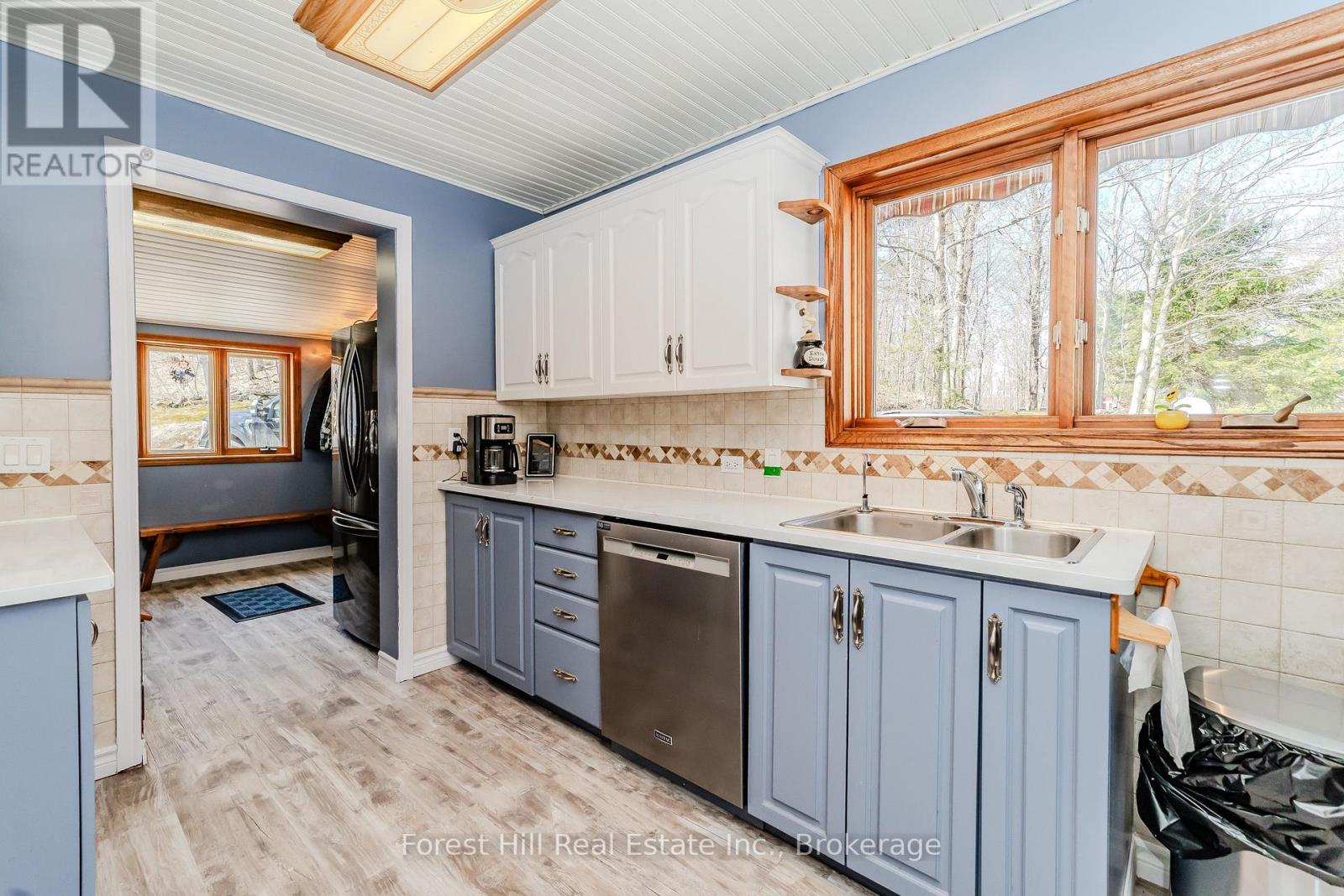 53 Todholm Drive, Muskoka Lakes, Ontario  P0B 1J0 - Photo 14 - X12114829