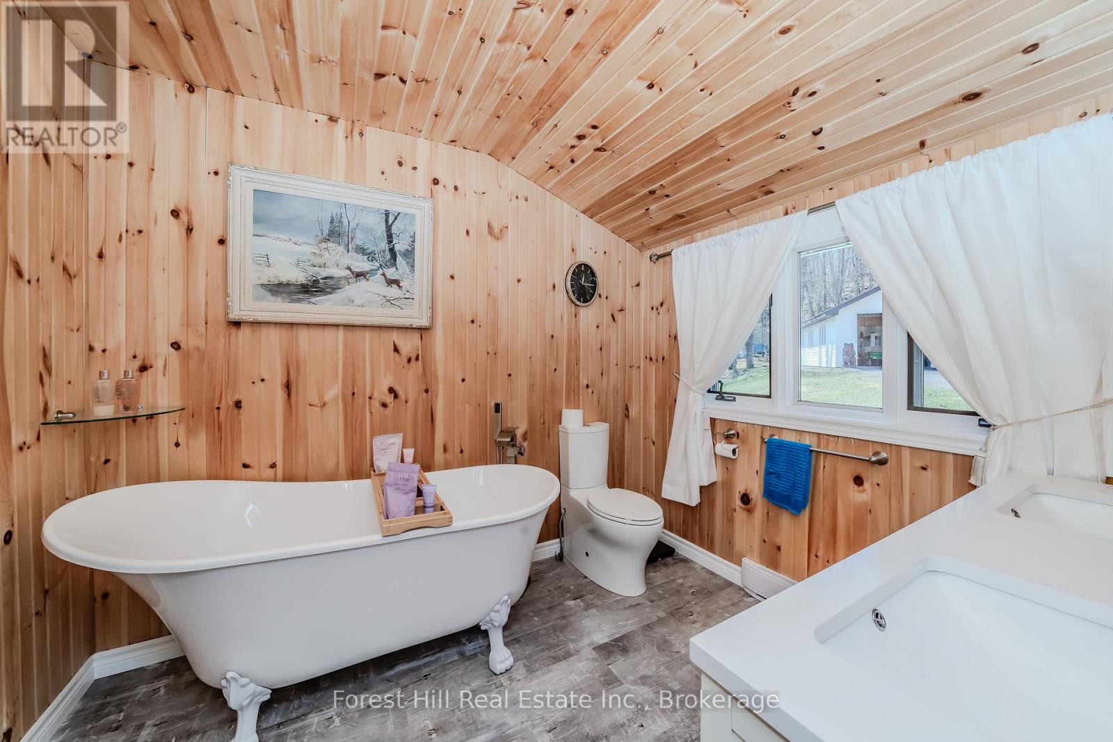 53 Todholm Drive, Muskoka Lakes, Ontario  P0B 1J0 - Photo 21 - X12114829