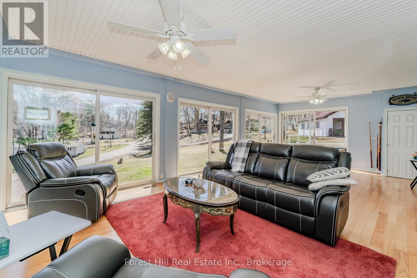 53 Todholm Drive, Muskoka Lakes, Ontario  P0B 1J0 - Photo 9 - X12114829
