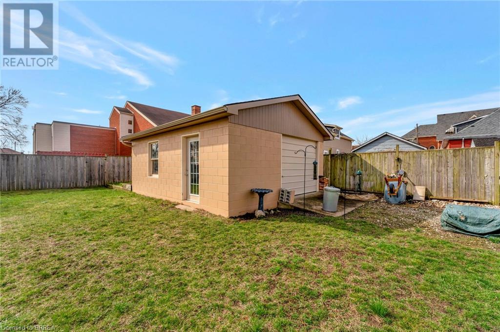 39 Cayuga Street, Brantford, Ontario N3S 1W6 - Photo 33 - 40716880