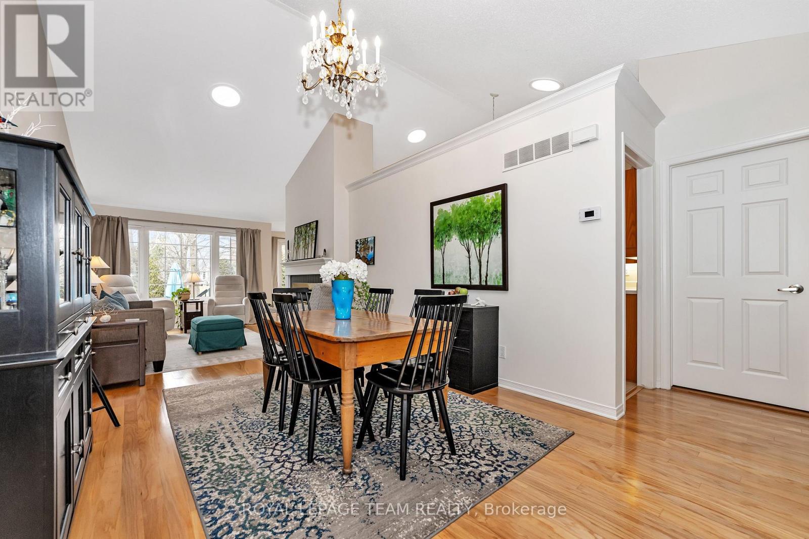 12 Grand Harbour Court, Ottawa, Ontario  K2S 1H1 - Photo 7 - X12114800