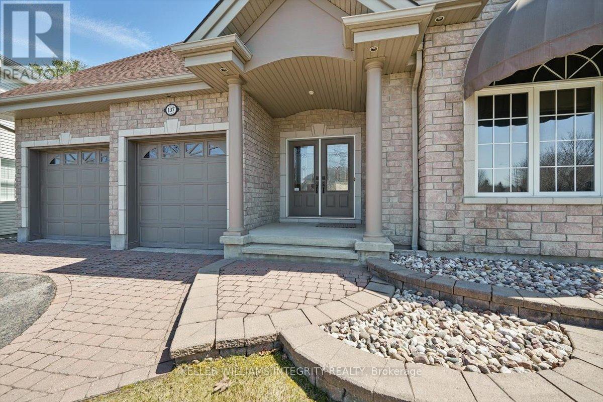 Property at 137 BEAUMONT AVENUE image 3