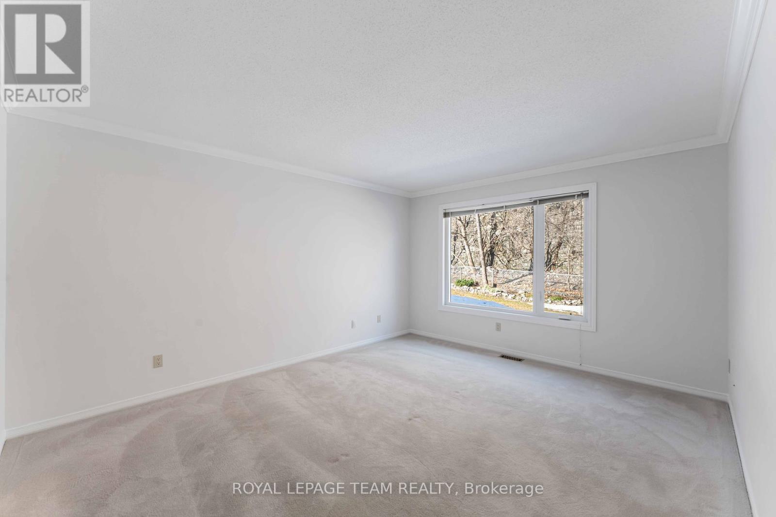 96 Darlington Private, Ottawa, Ontario  K1V 0X8 - Photo 22 - X12114899