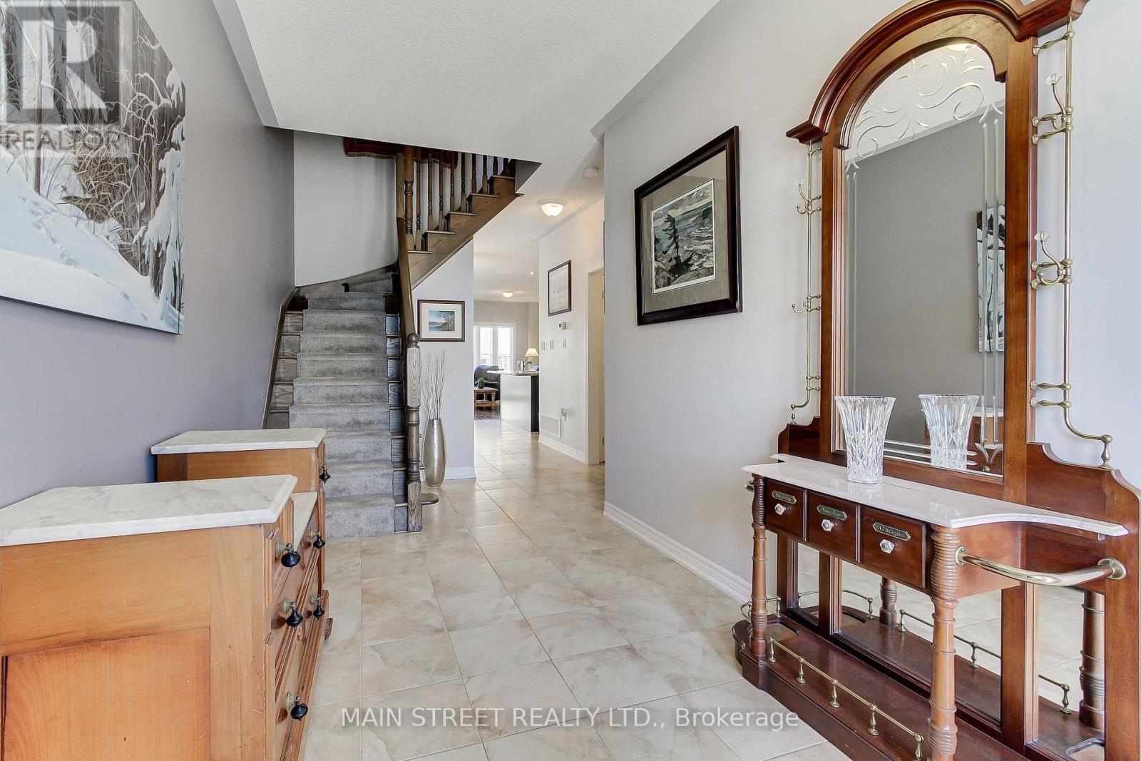 105 Donald Stewart Crescent, East Gwillimbury, Ontario  L0G 1M0 - Photo 5 - N12114801