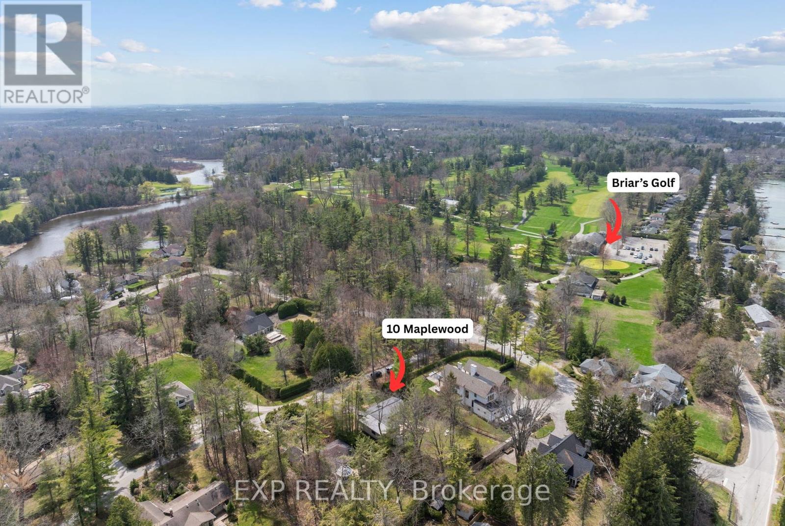 Property at 10 MAPLEWOOD LANE image 4