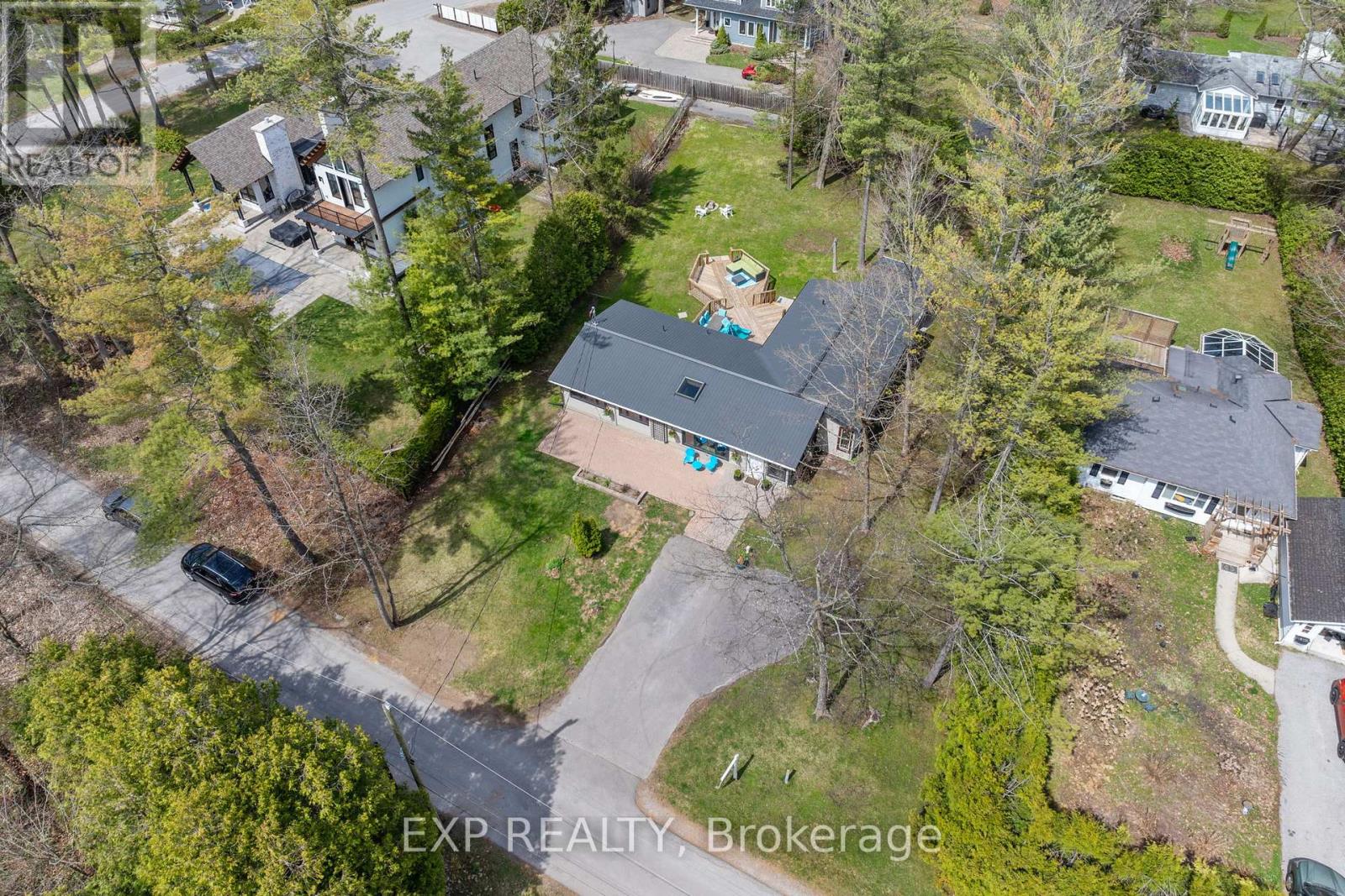 10 Maplewood Lane, Georgina (Sutton & Jackson's Point), Ontario  L0E 1R0 - Photo 44 - N12114883