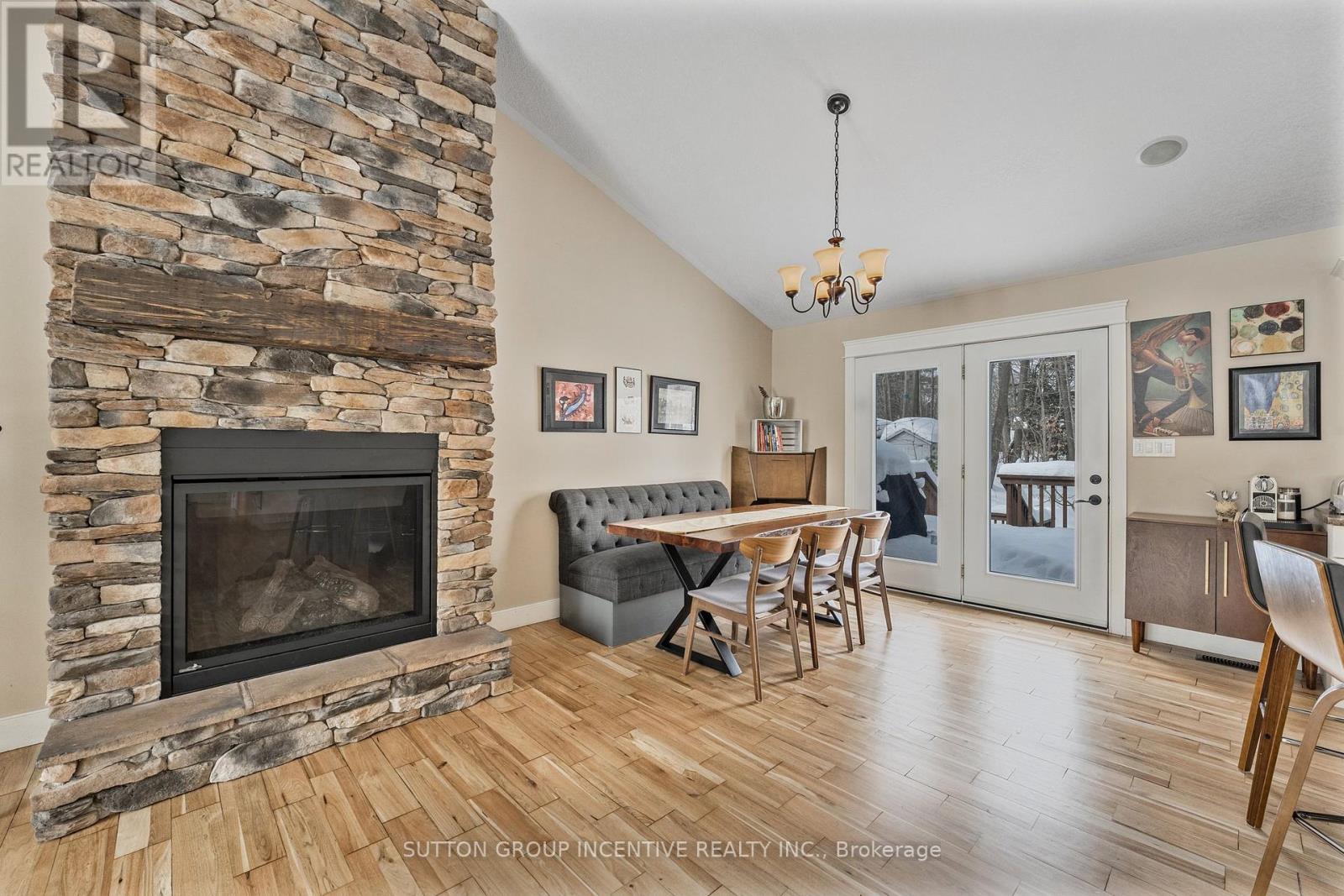48 Tall Pines Drive, Tiny, Ontario  L9M 0H4 - Photo 17 - S12114828