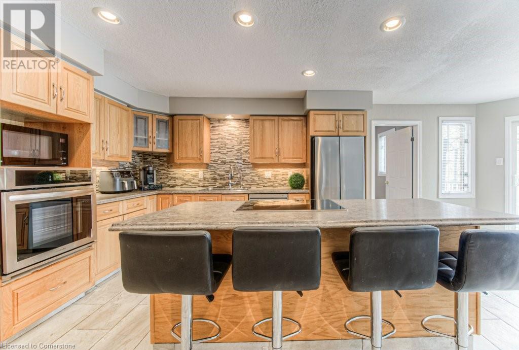 593 Guildwood Place, Waterloo, Ontario  N2K 3M3 - Photo 10 - 40704718