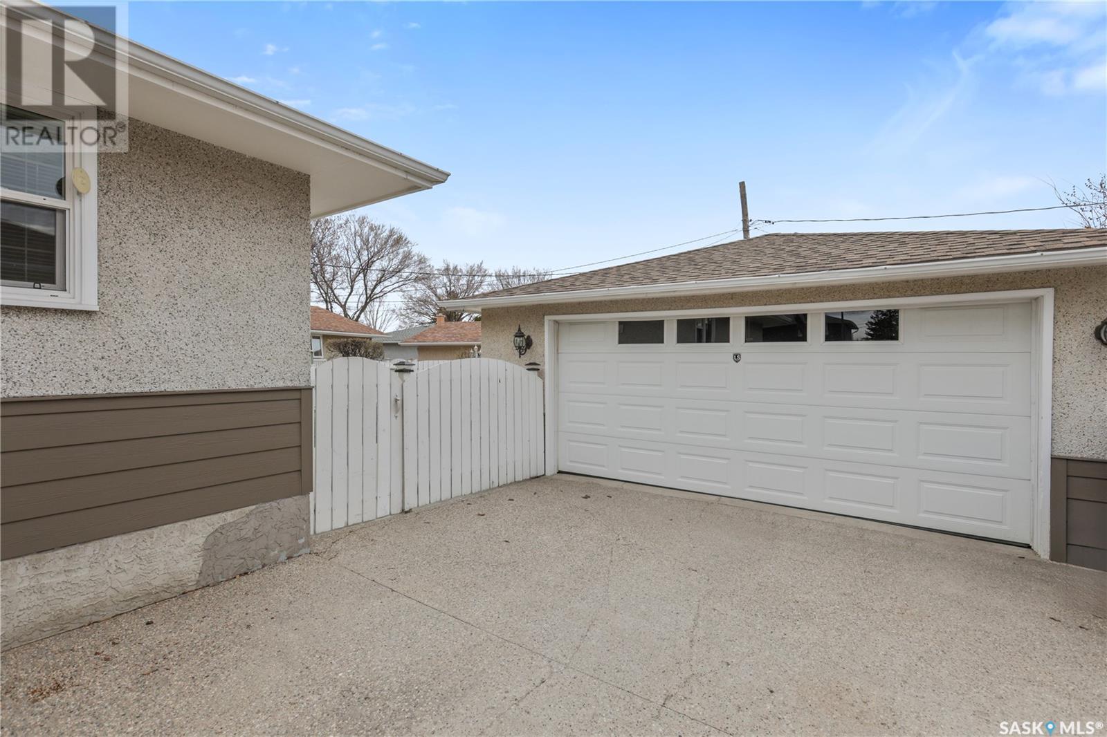 18 Halleran Crescent, Regina, Saskatchewan  S4R 3Z4 - Photo 4 - SK004119