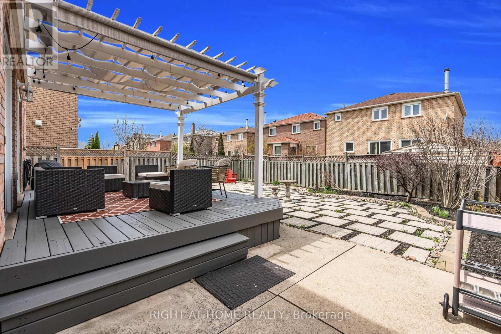 1595 Meadowfield Crescent, Mississauga (East Credit), Ontario  L5M 4T5 - Photo 45 - W12114835