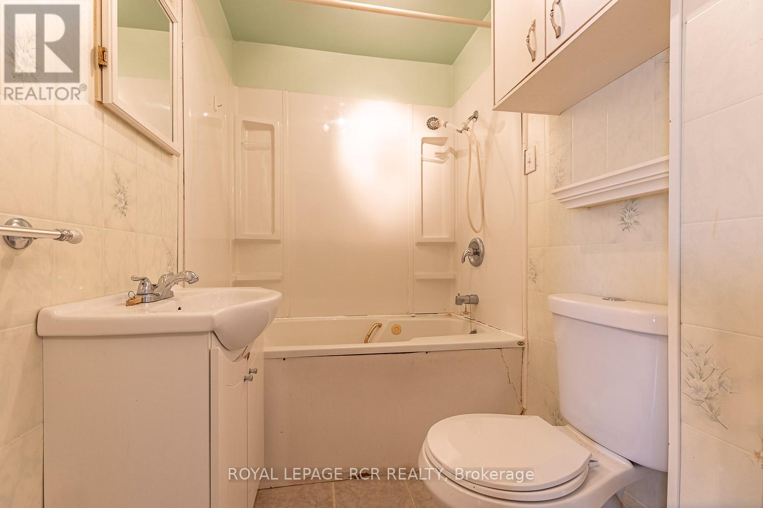 48 Cardwell Street, Caledon (Alton), Ontario  L7K 0E2 - Photo 27 - W12114848