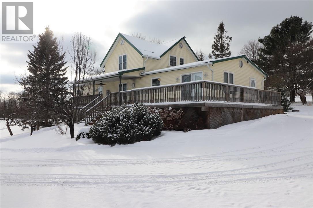 63 Country Lane, Chelmsford, Ontario  P0M 1L0 - Photo 3 - 2121887