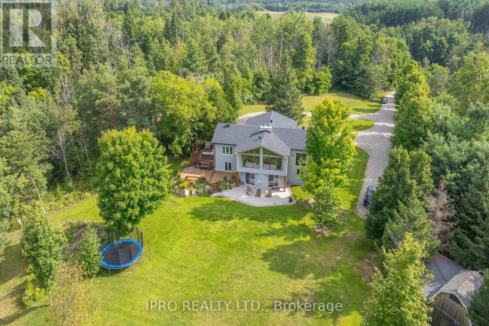 Property at 993608 MONO-ADJALA TOWNLINE image 2