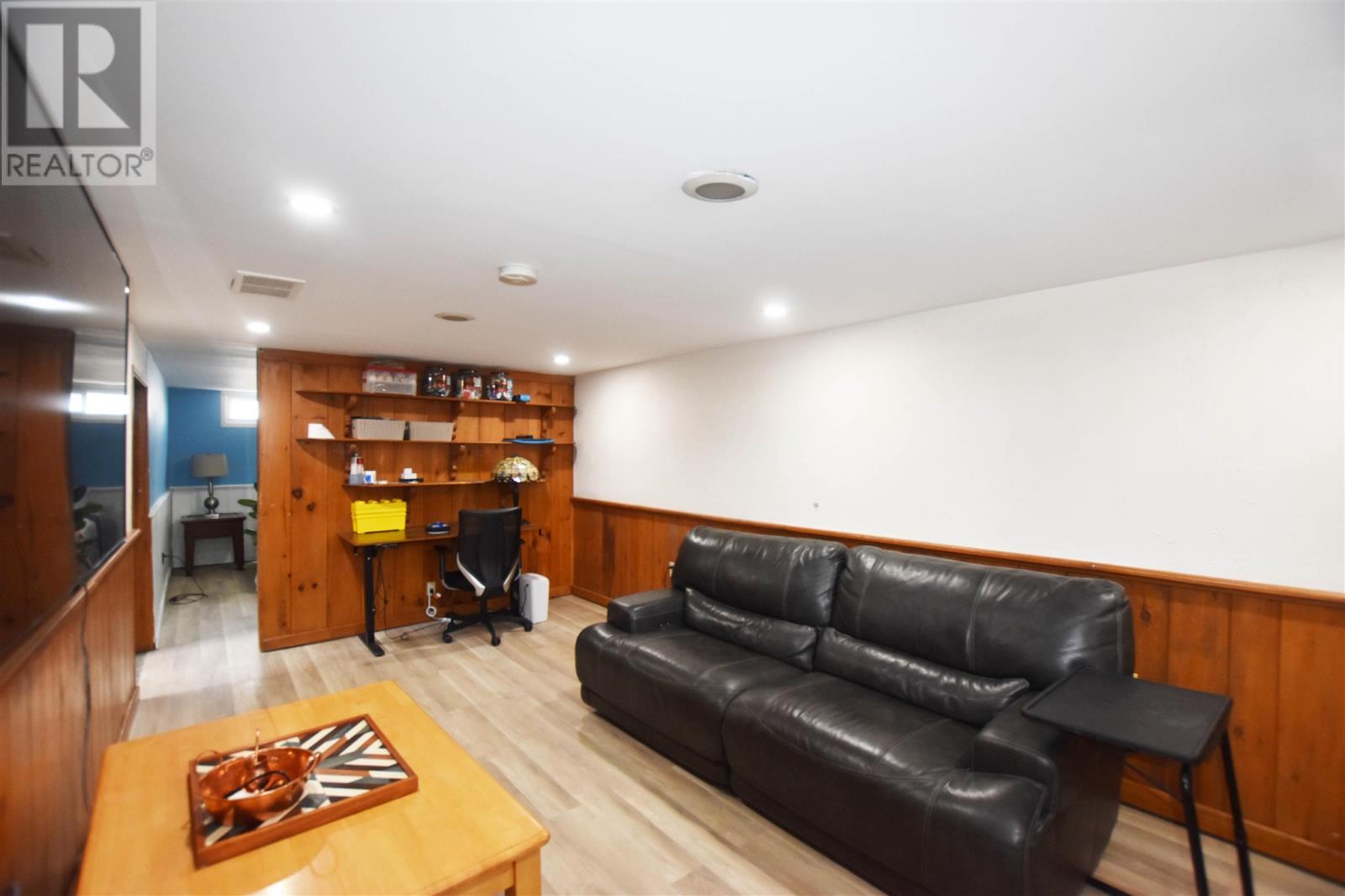 51 Capp Ave, Sault Ste Marie, Ontario  P6A 3R7 - Photo 32 - SM250748